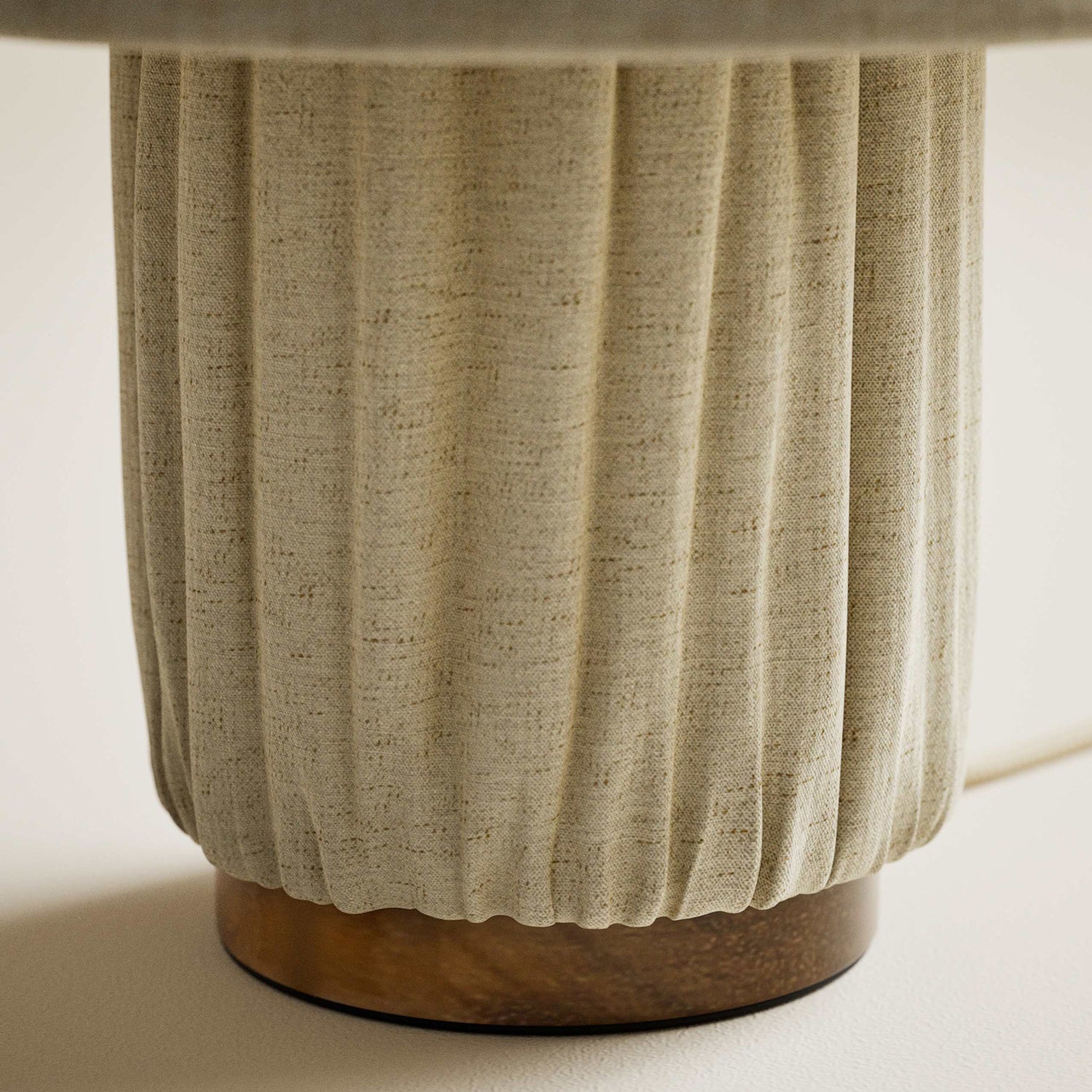 Arzanella Retro Table Lamp