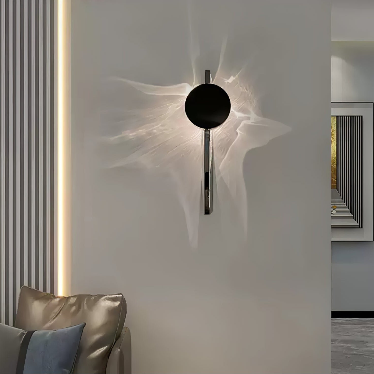 Lomarona Sculptural Wall Light