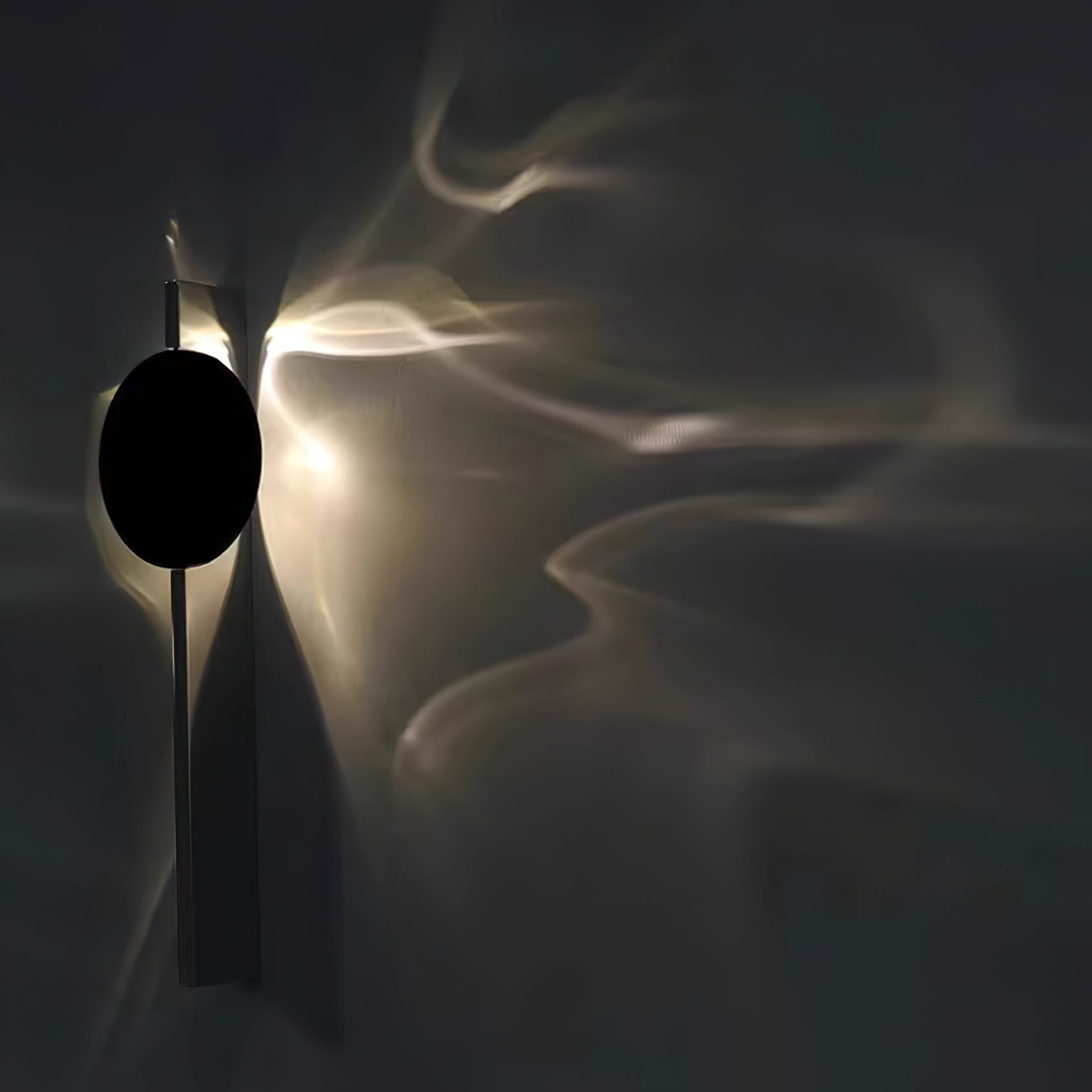 Lomarona Sculptural Wall Light