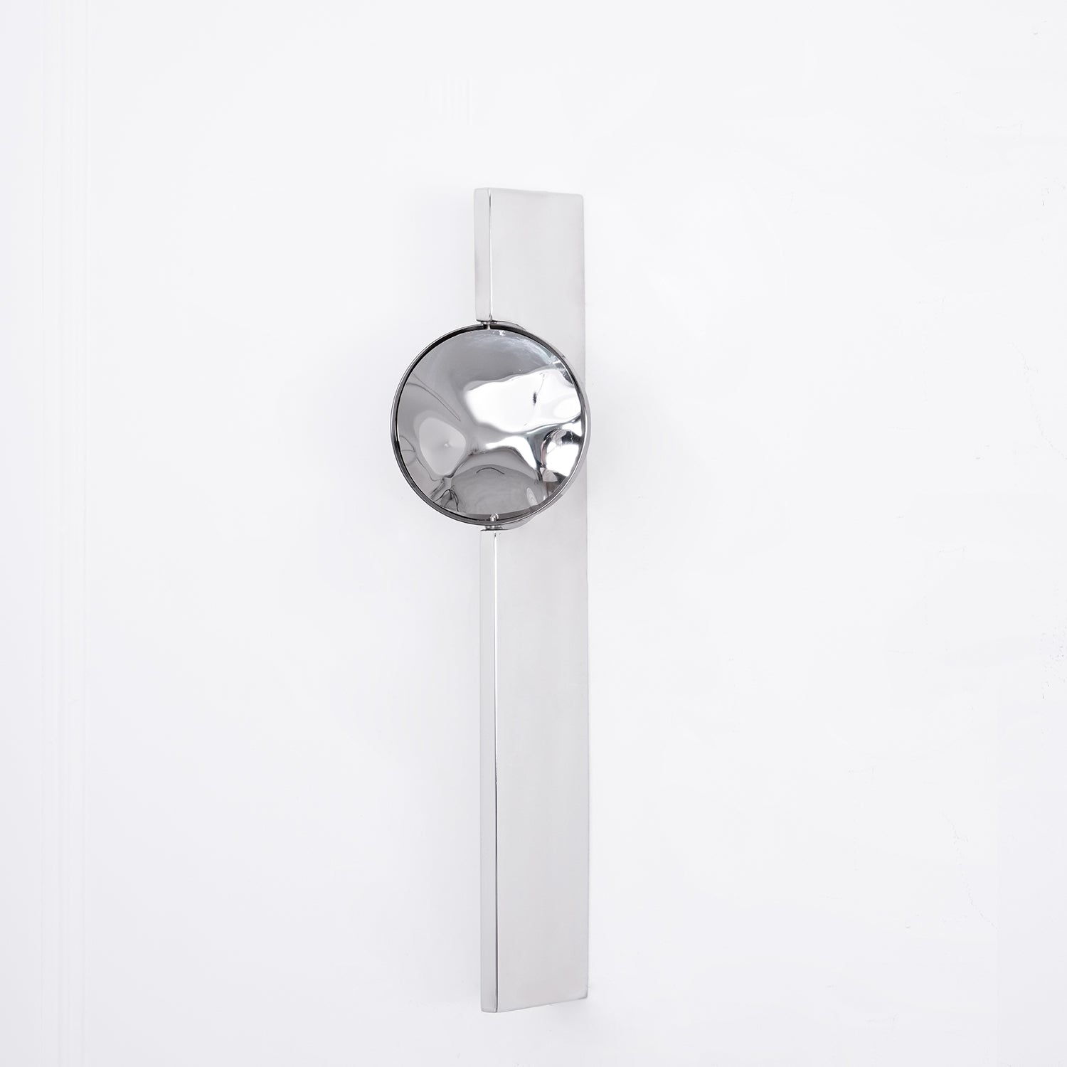 Lomarona Sculptural Wall Light