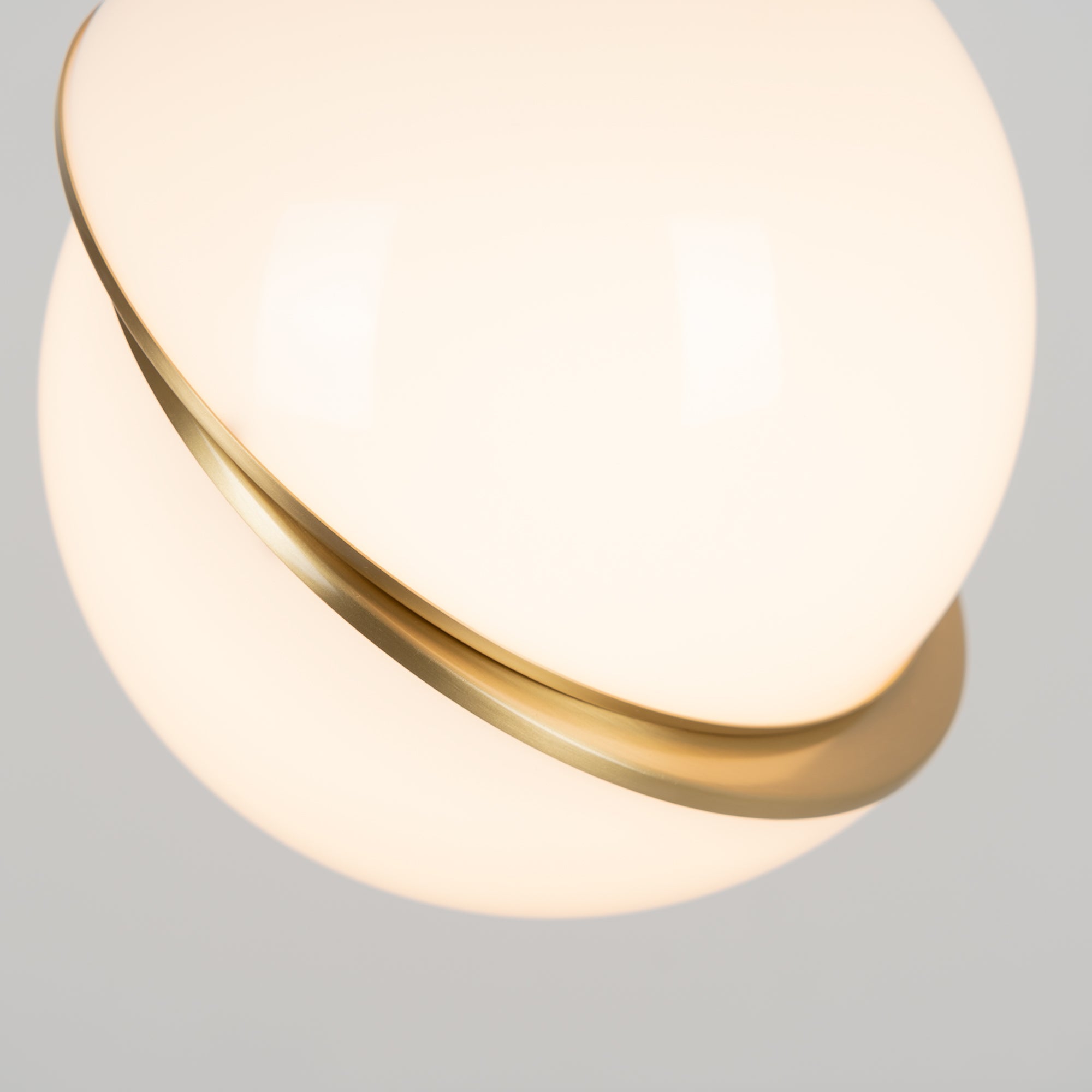 Nirelza Duo Spherical Pendant Light