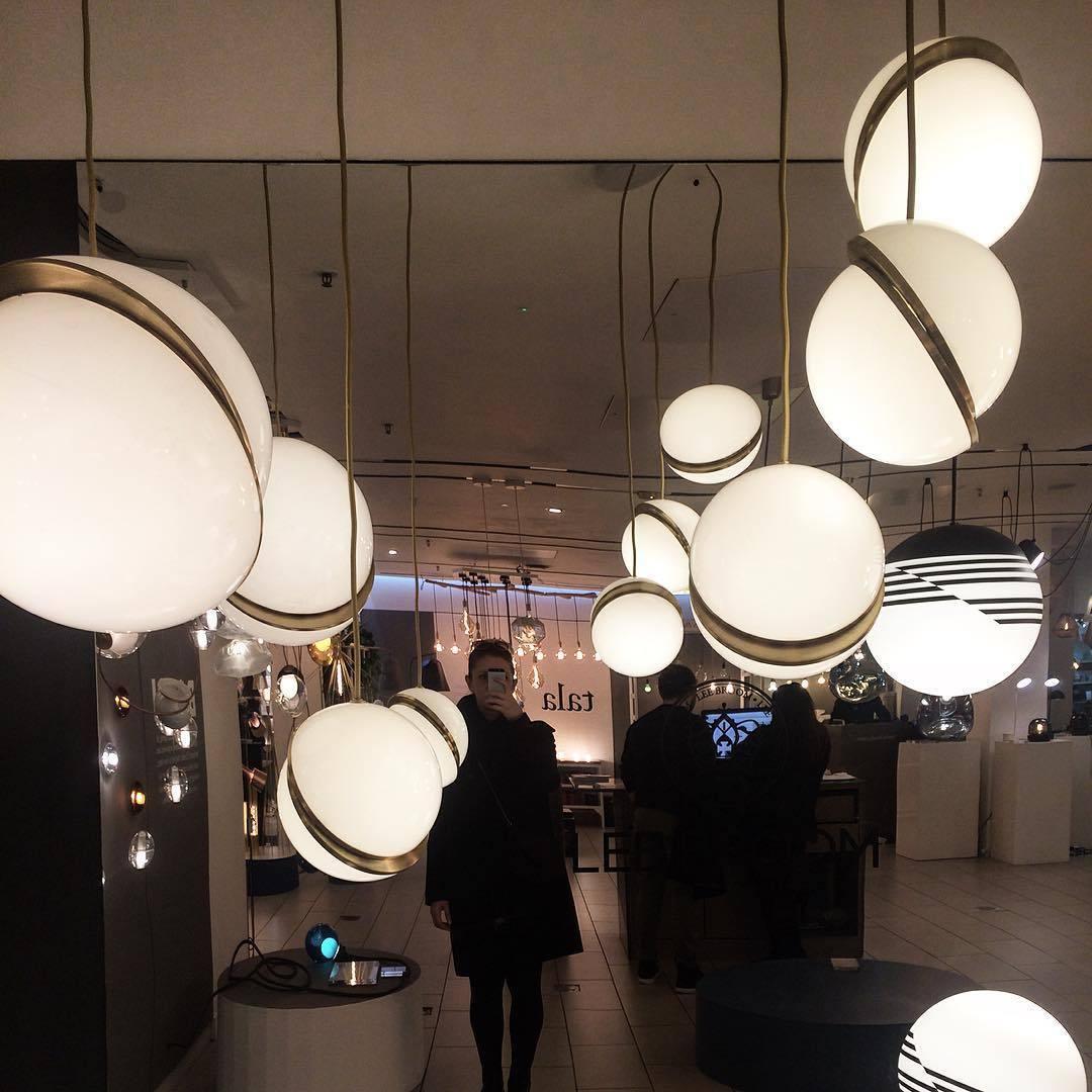 Nirelza Duo Spherical Pendant Light