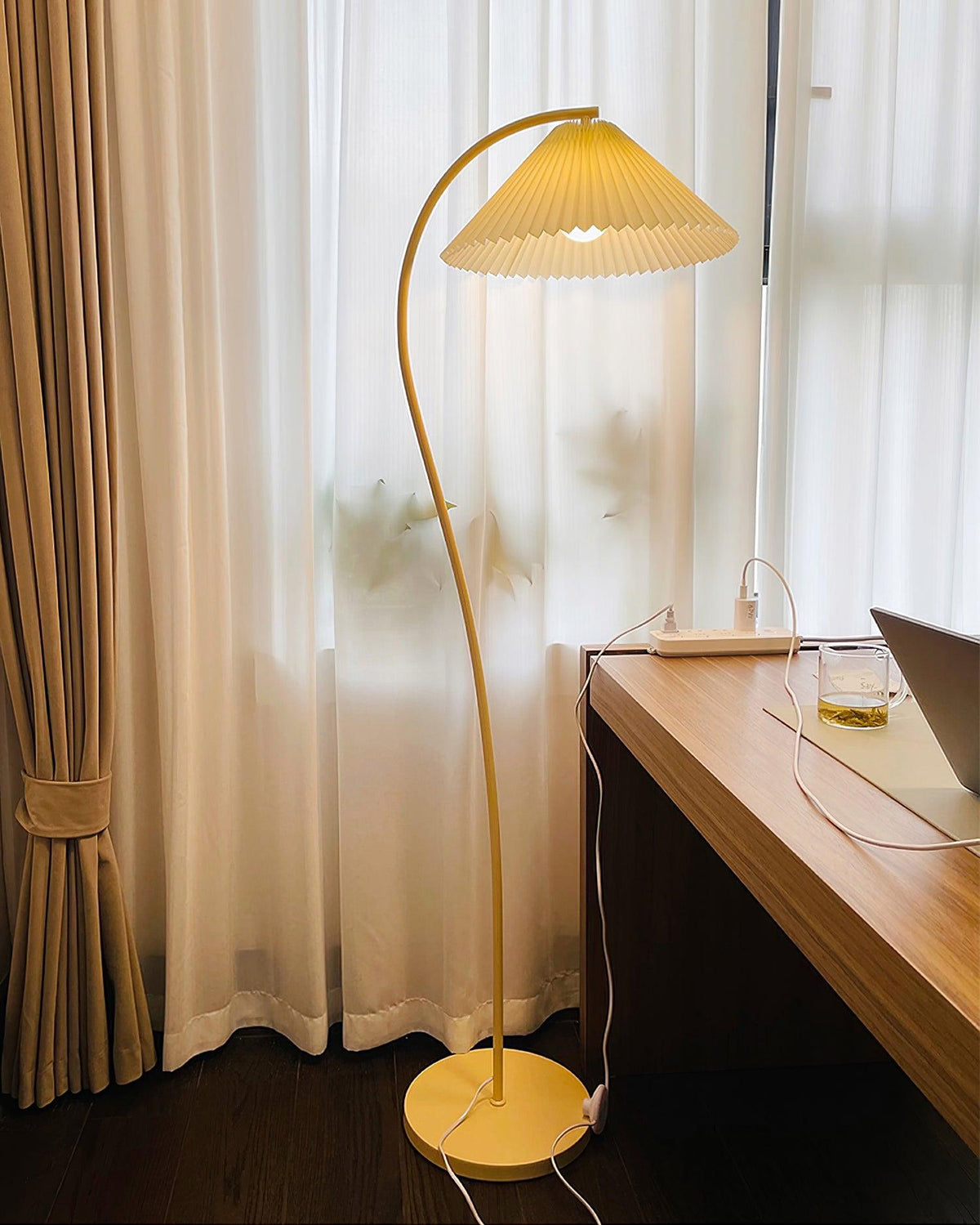 Kide Vintage Floor Lamp