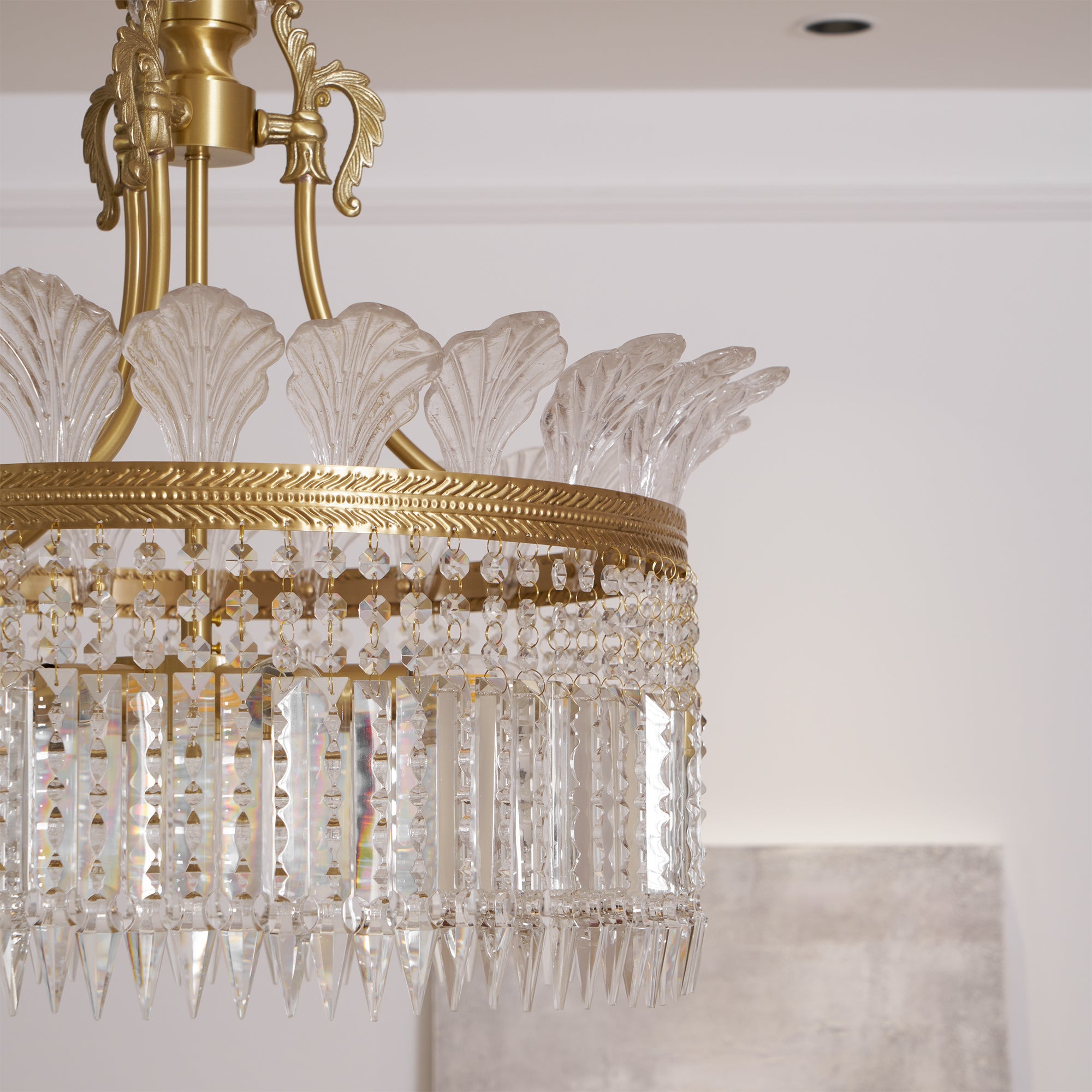 Velyra Chandelier