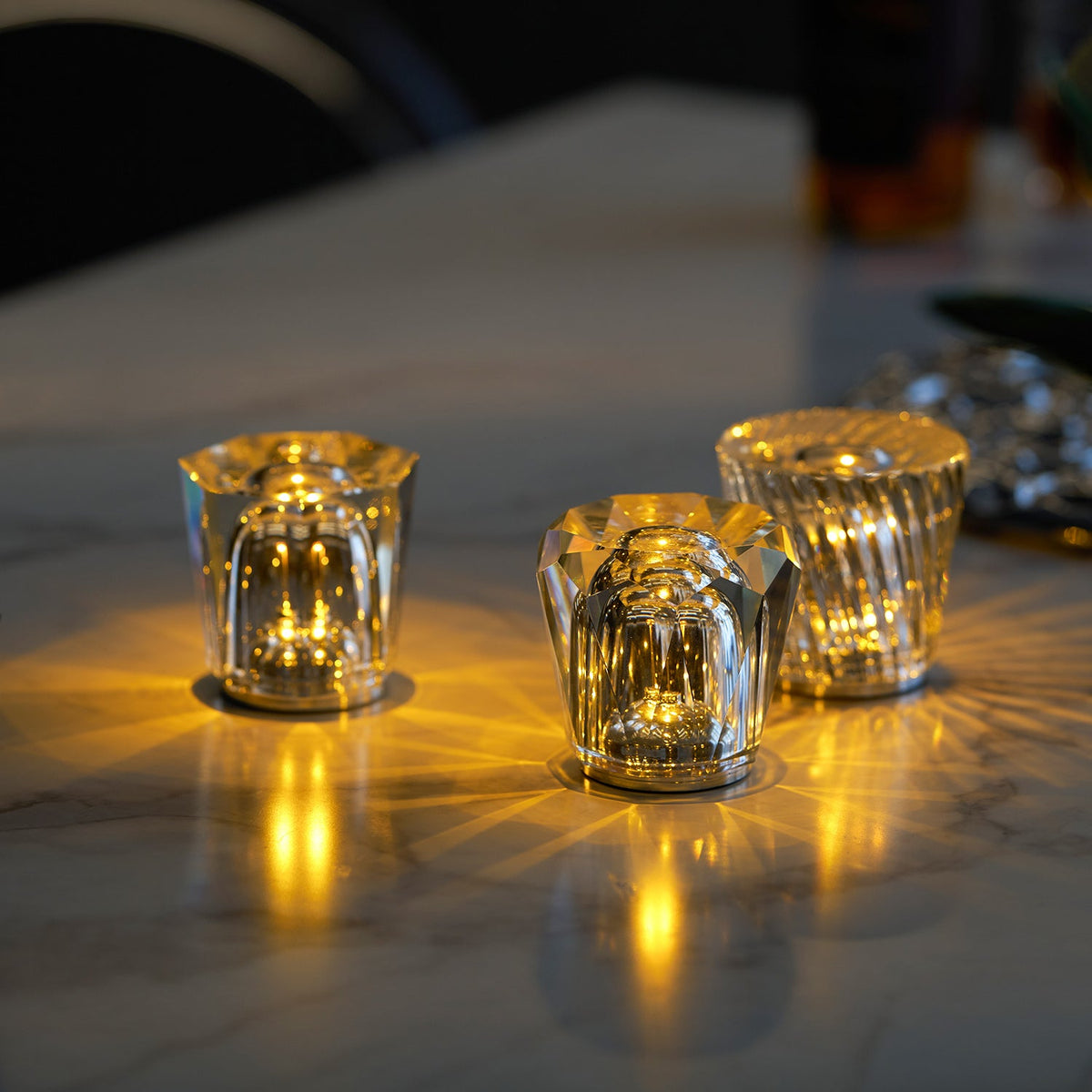 Zijan Diamond Table Lamp