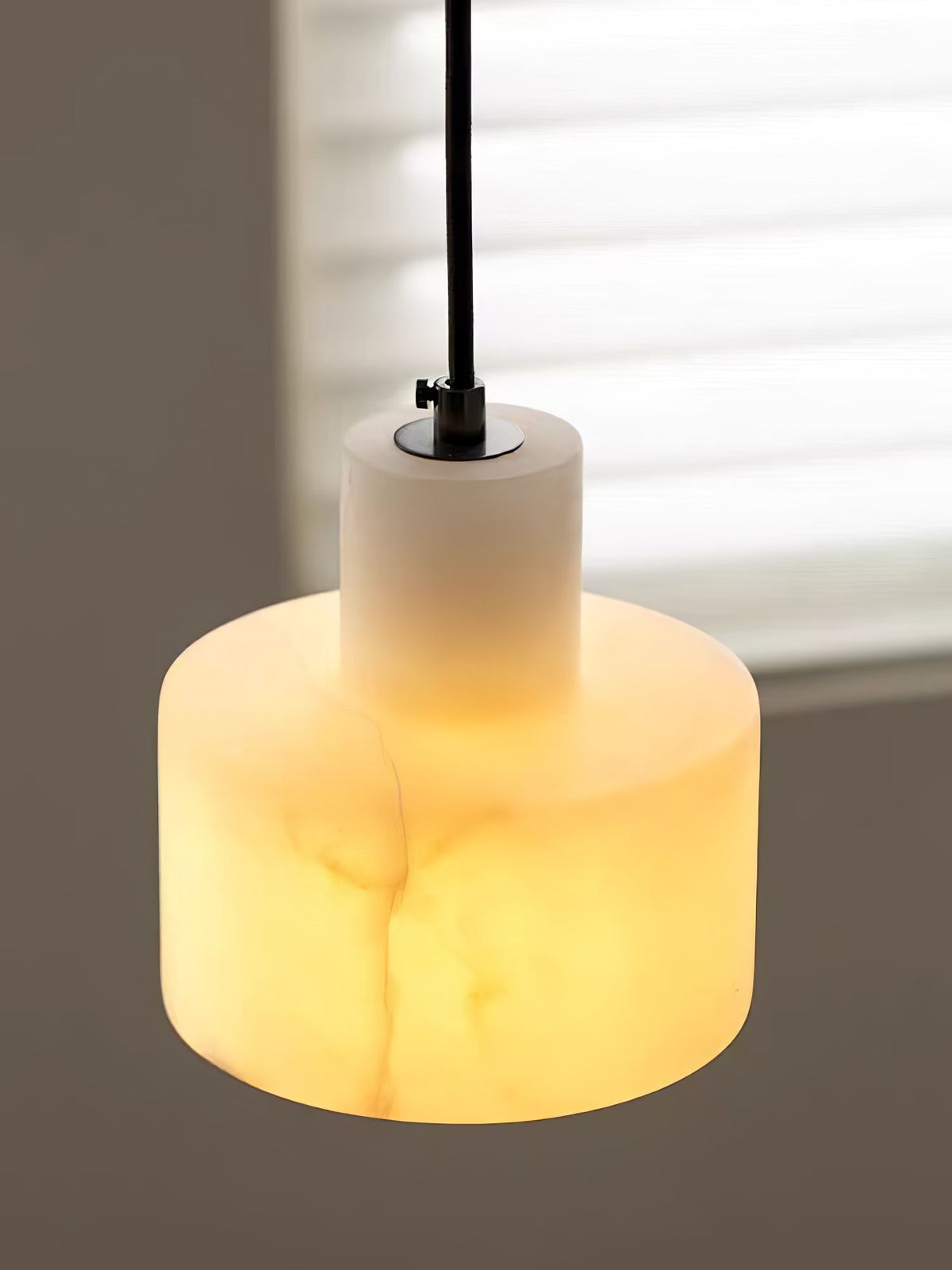 Sinekora Pendant Light