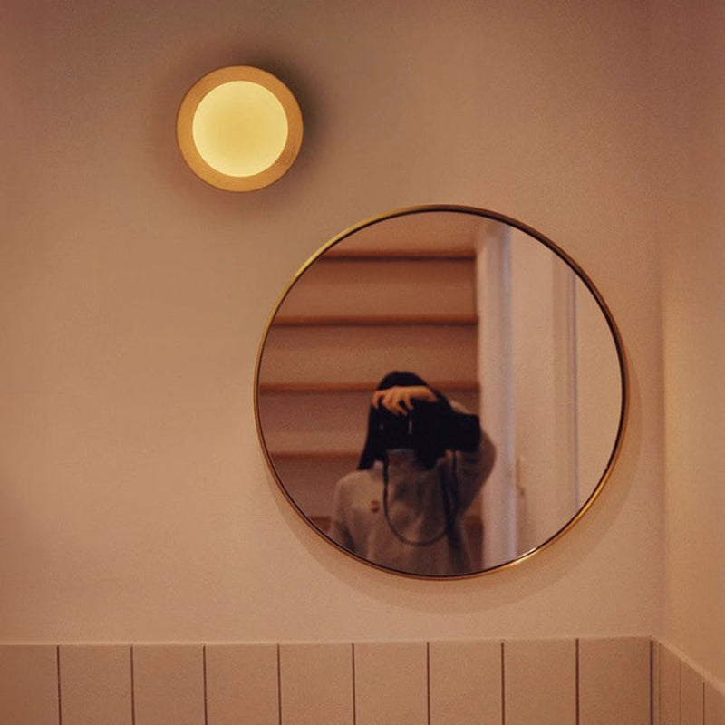 Murora Wall Light