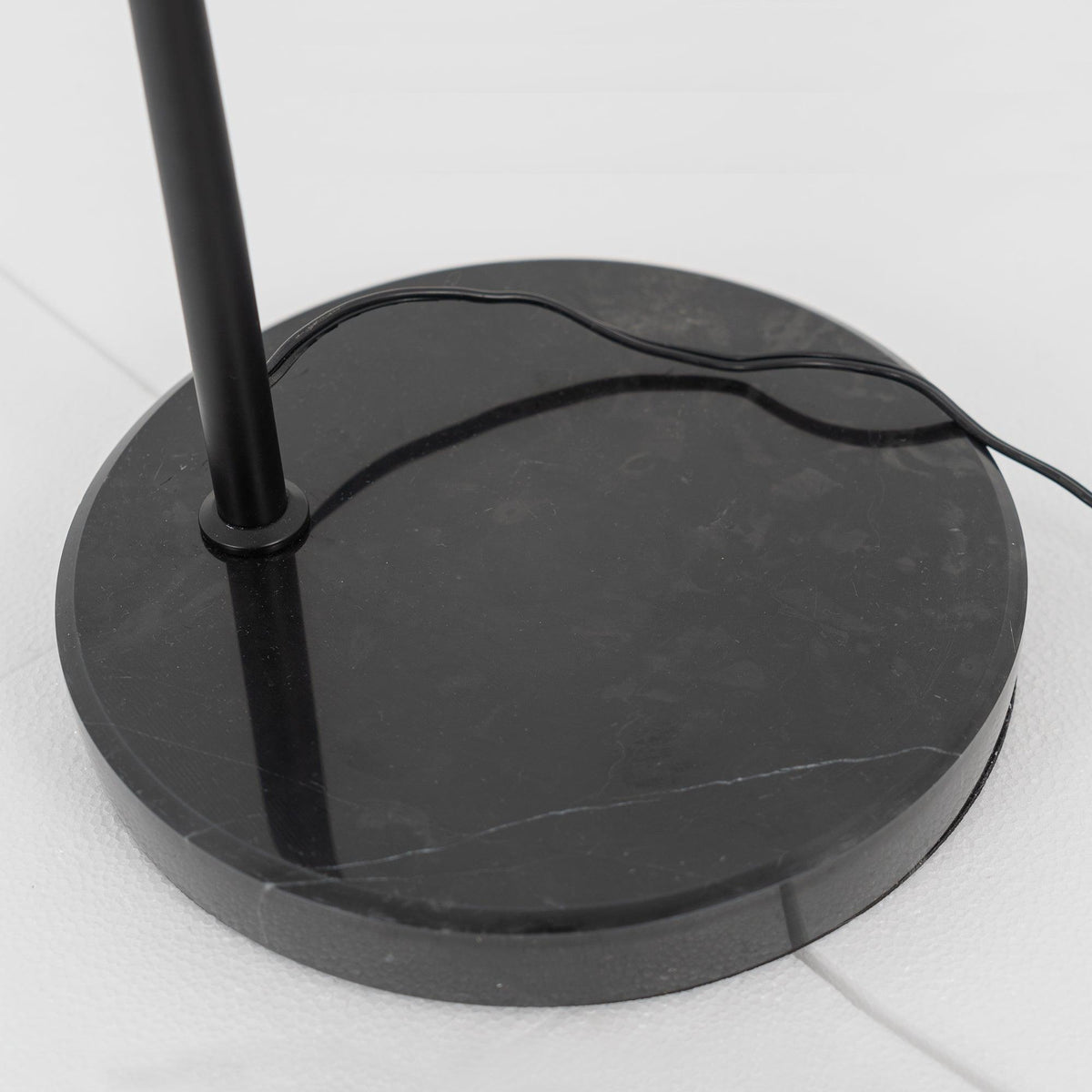 Resova Cone Floor Lamp