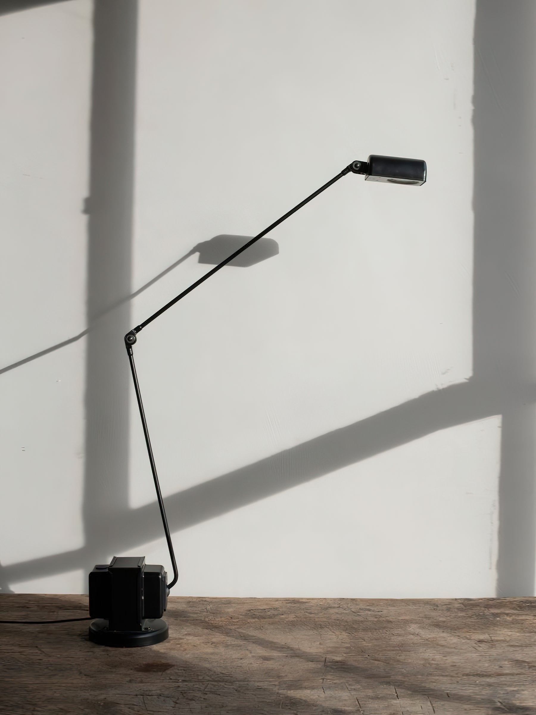 Arrosno Table Lamp