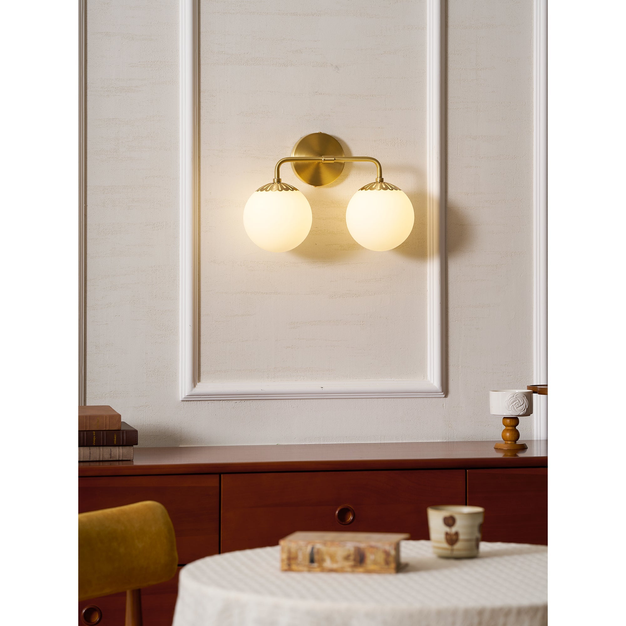 Alverello Globe Wall Light