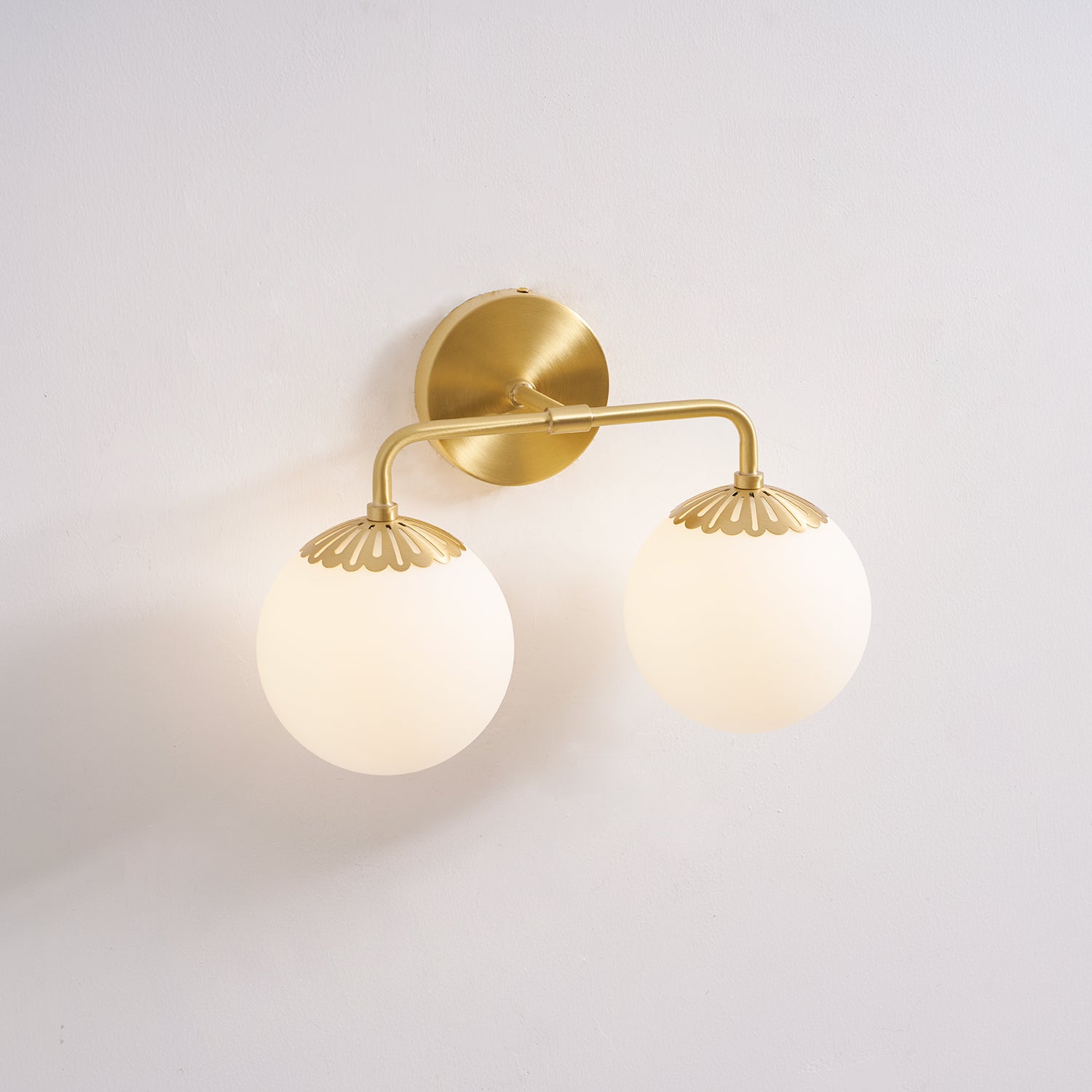 Alverello Globe Wall Light