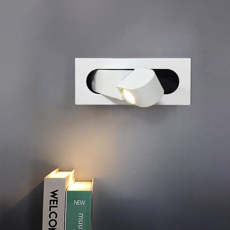 Octona Wall Light