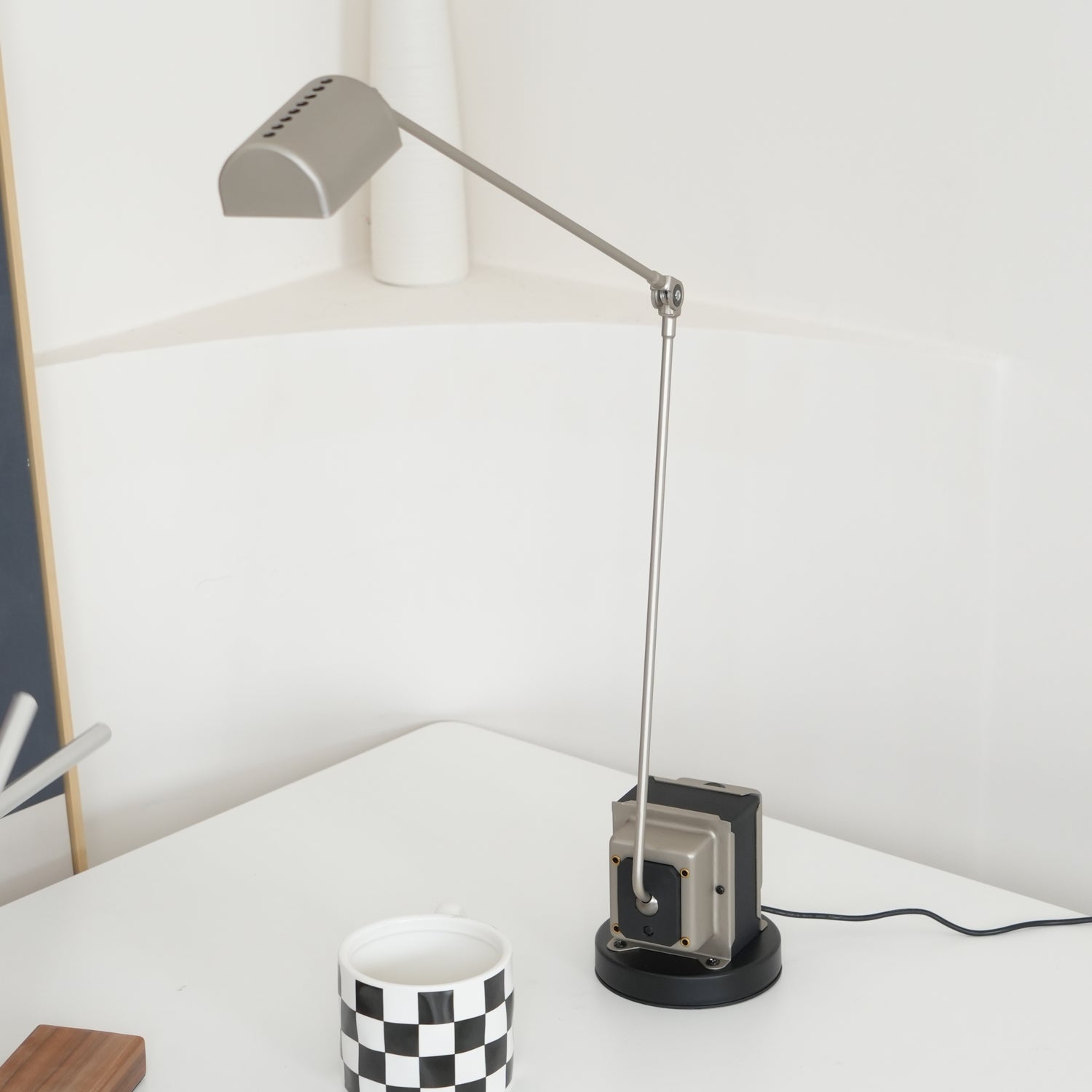 Arrosno Table Lamp