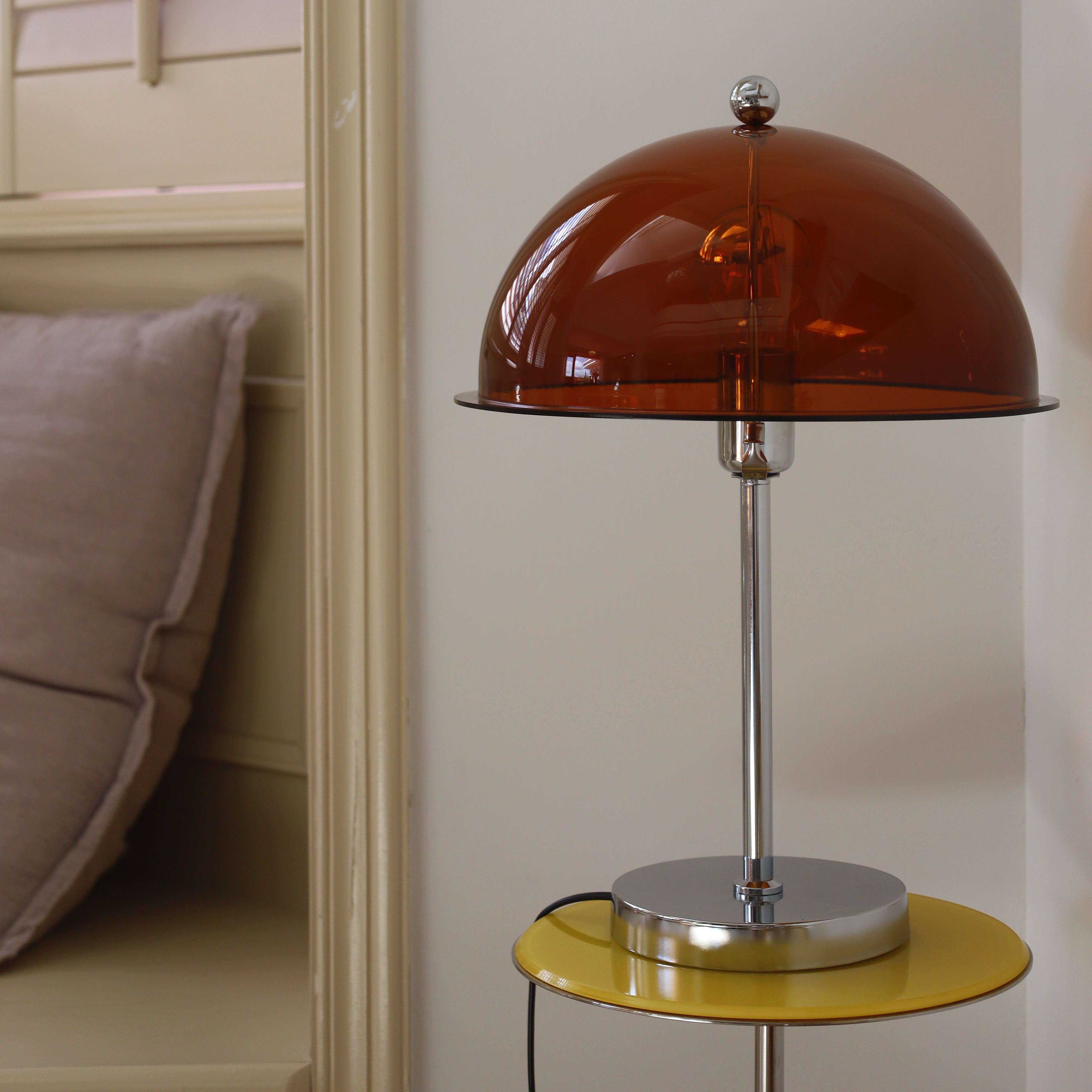 Ivavor Table Lamp