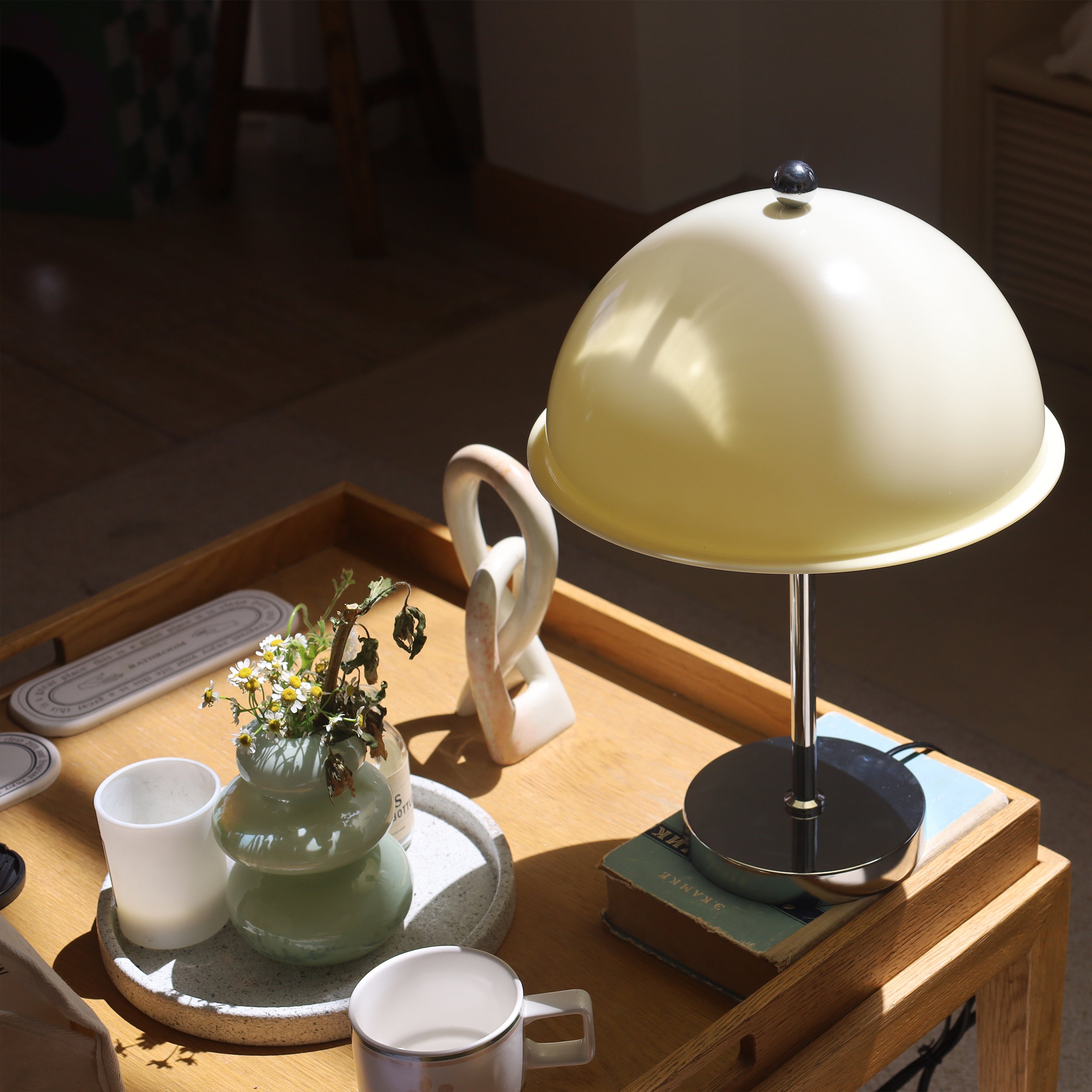 Ivavor Table Lamp