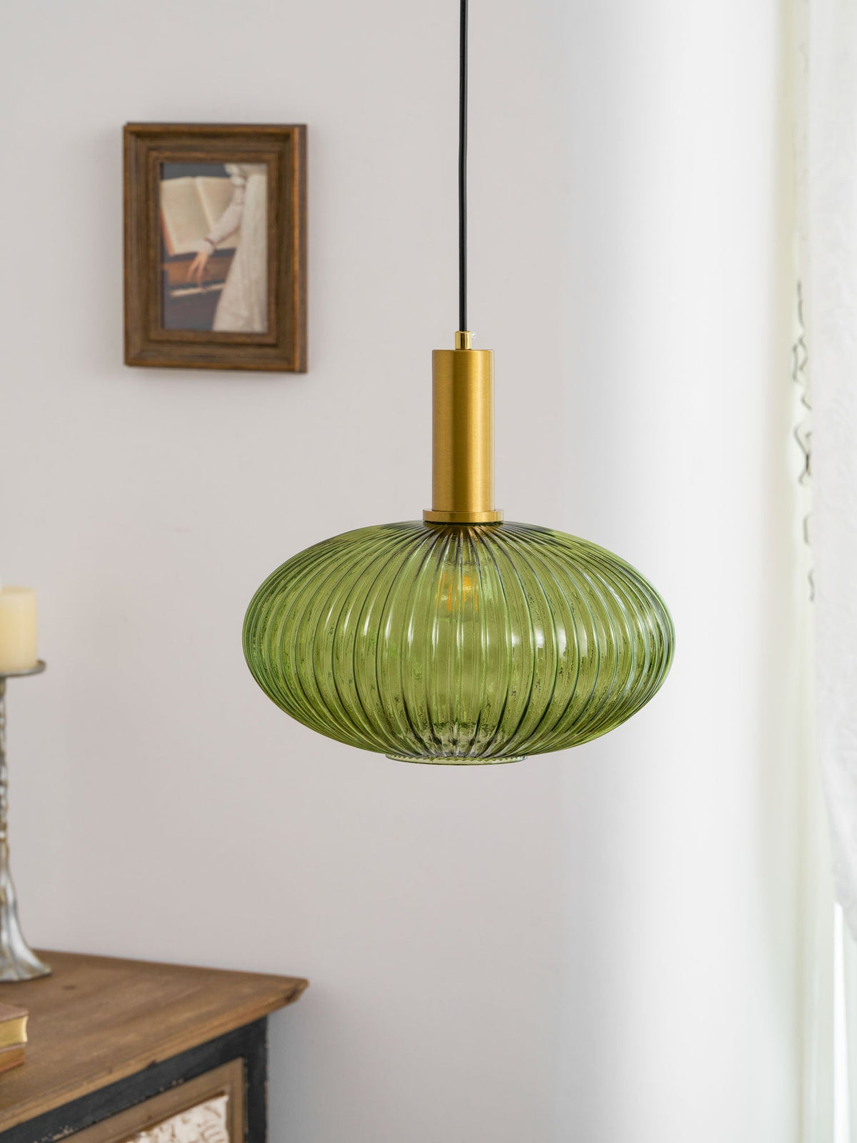 Vamelo Fluted Pendant Light
