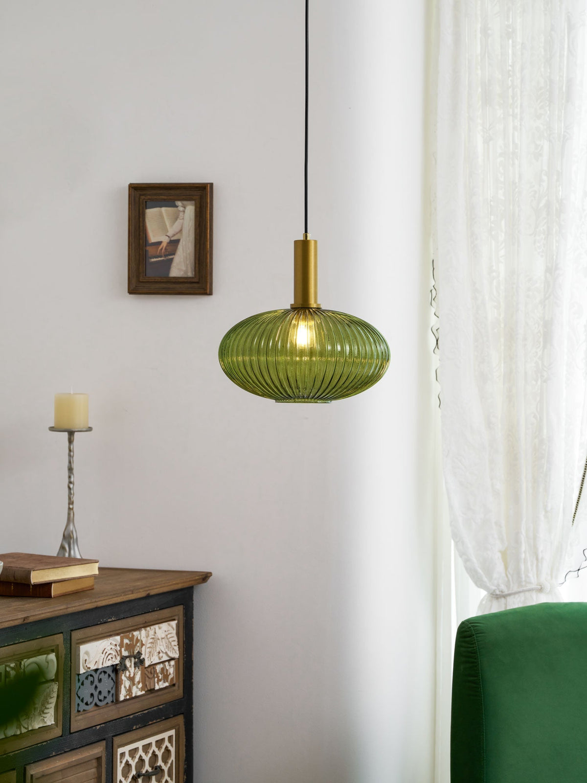 Vamelo Fluted Pendant Light
