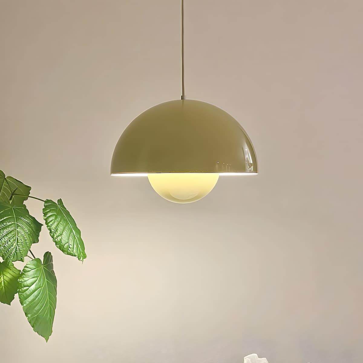 Avenonix Pendant Light