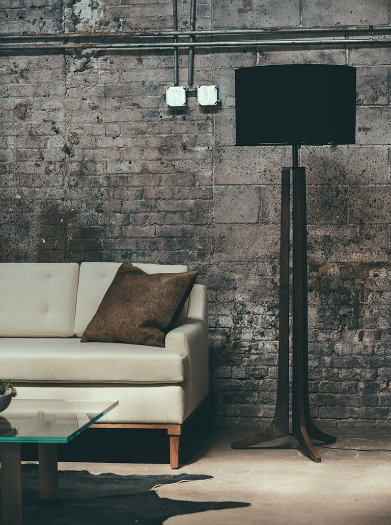 Nedoralo Tripod Floor Lamp