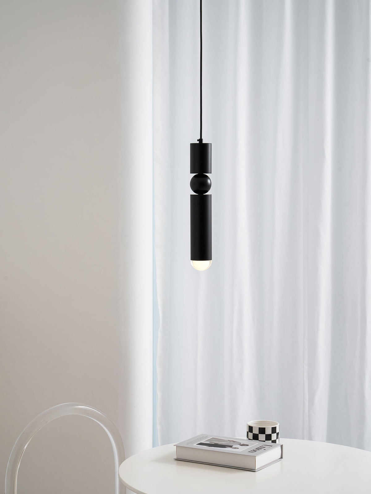 Feseno Tube Pendant Light