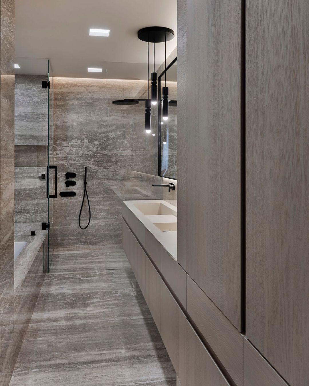 Feseno Tube Pendant Light