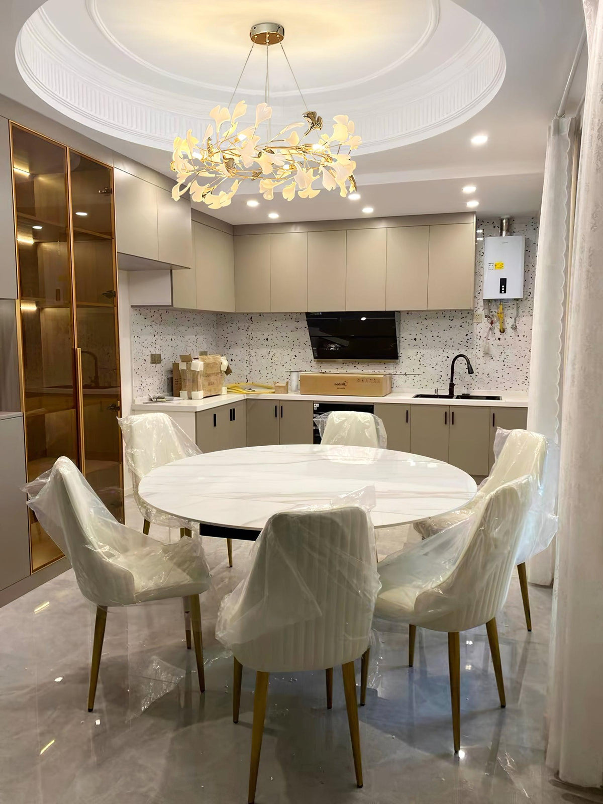 Odali Round Chandelier