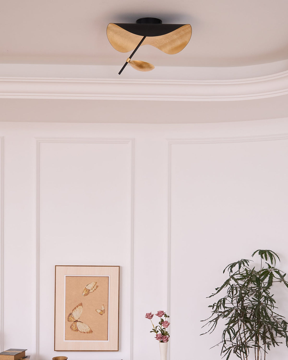 Edaro Sculptural Ceiling Light