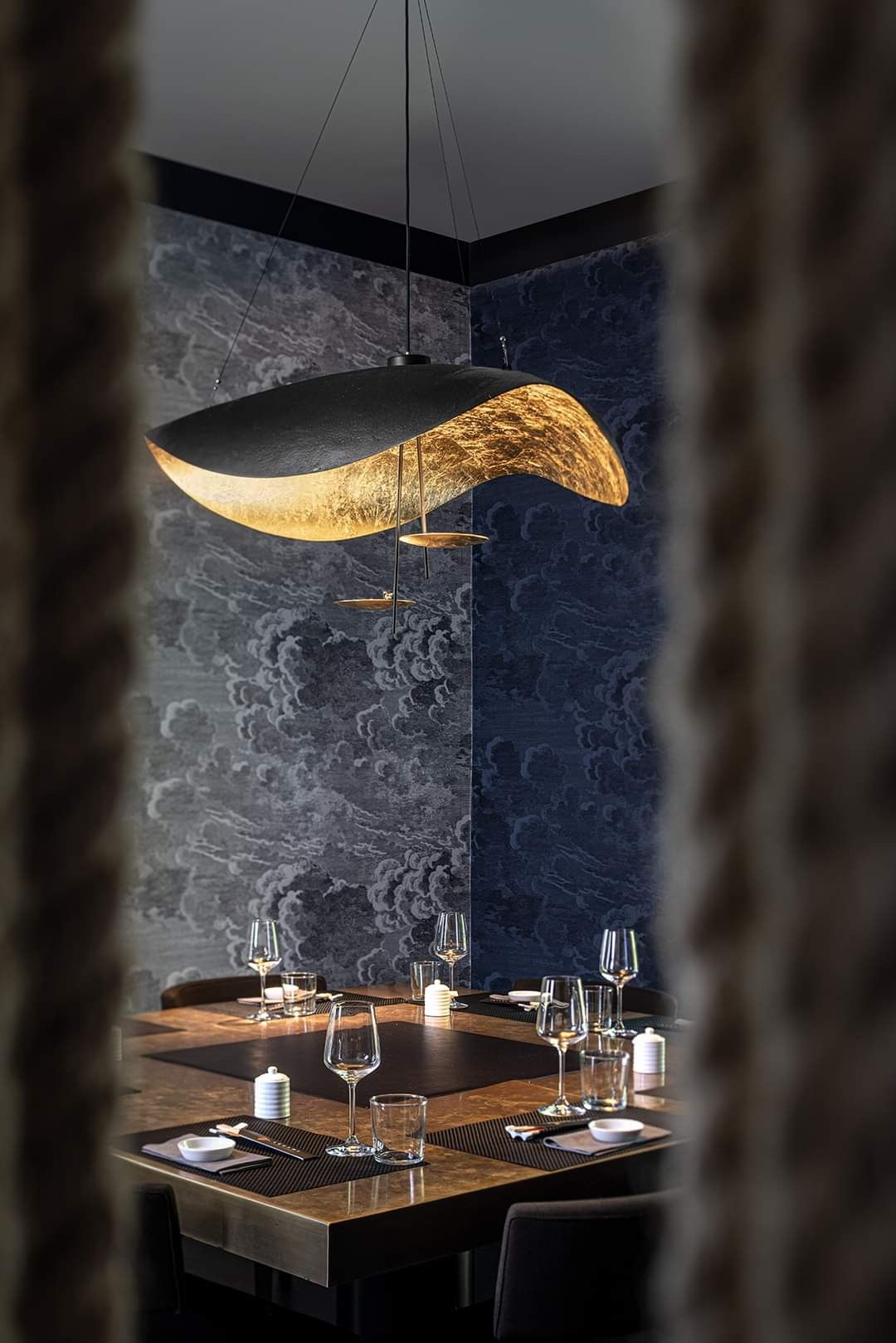 Lokir Sculptural Pendant Light