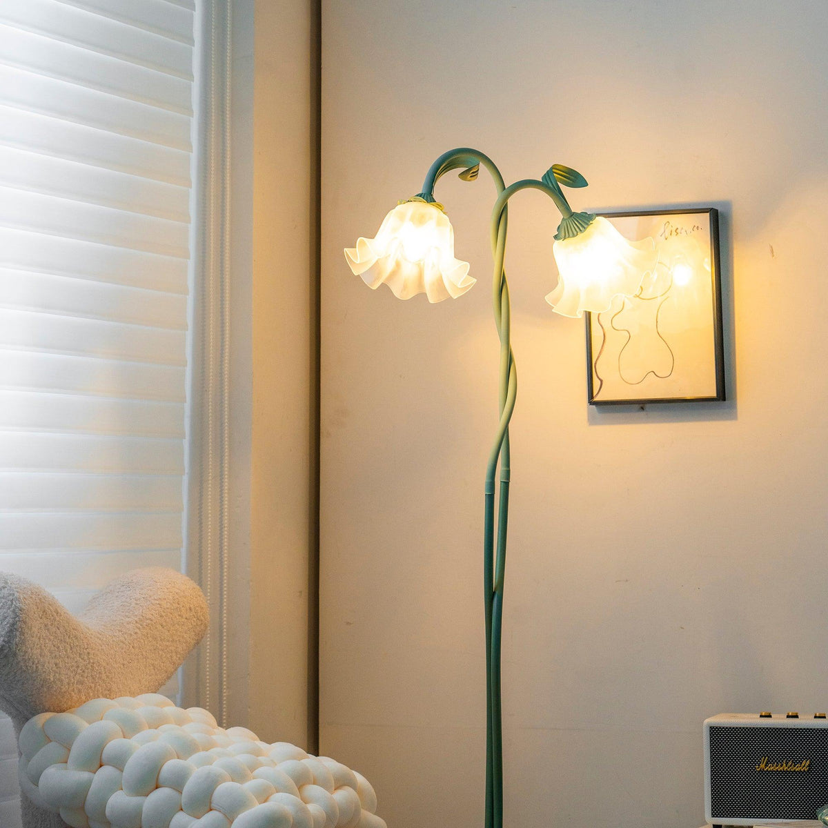 Lavelora Floral Floor Lamp