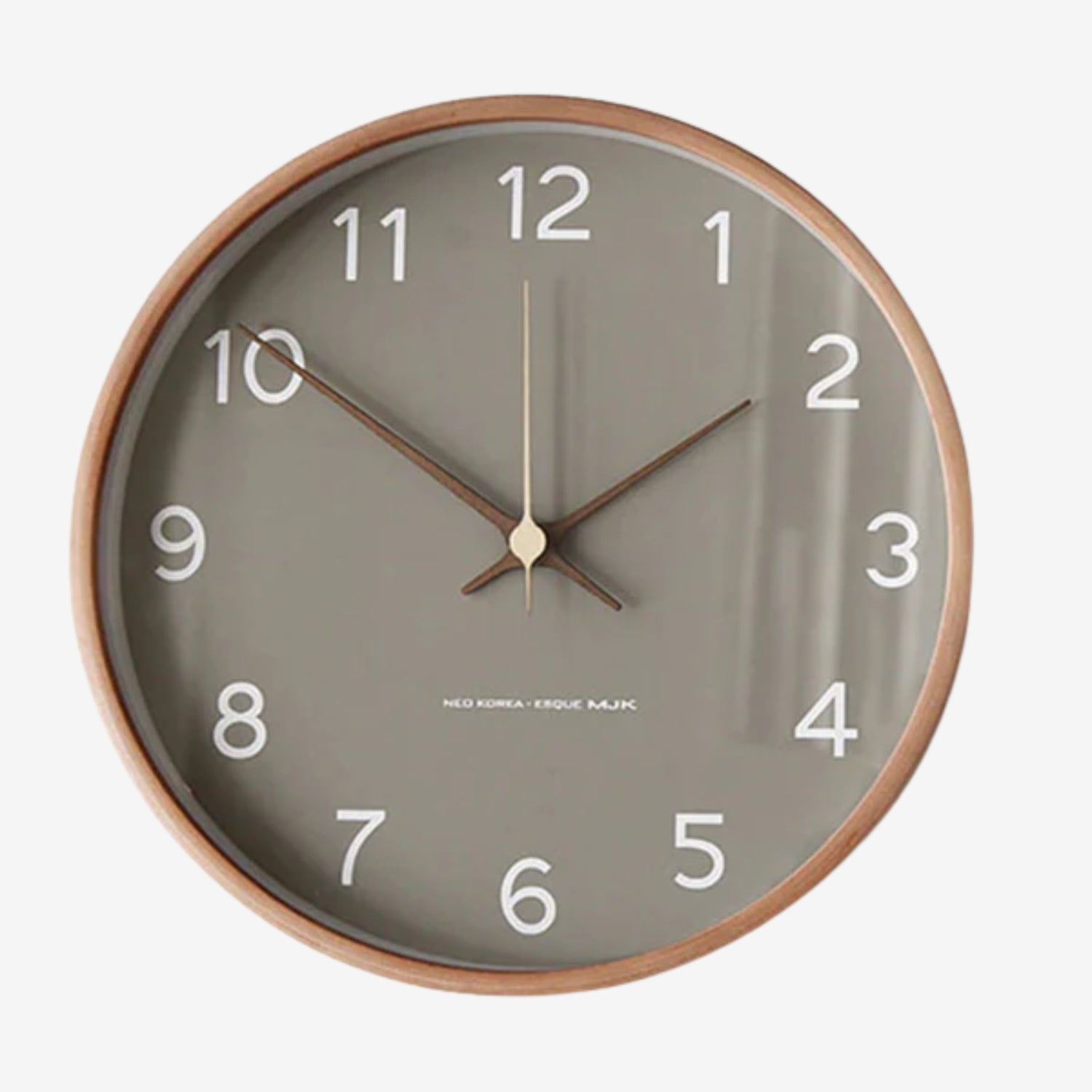 Kenvia Analogue Wall Clock