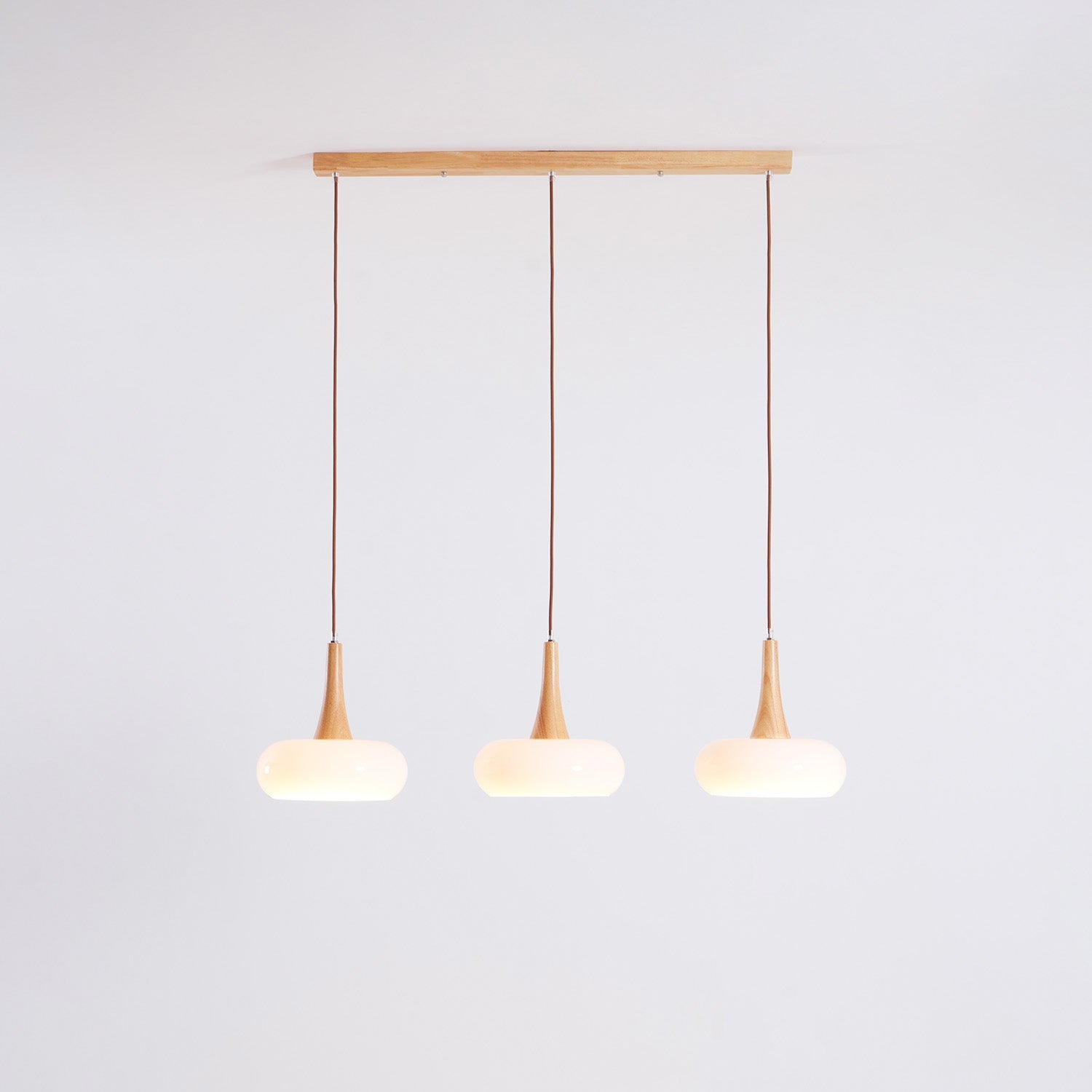Aviorin Pendant Light