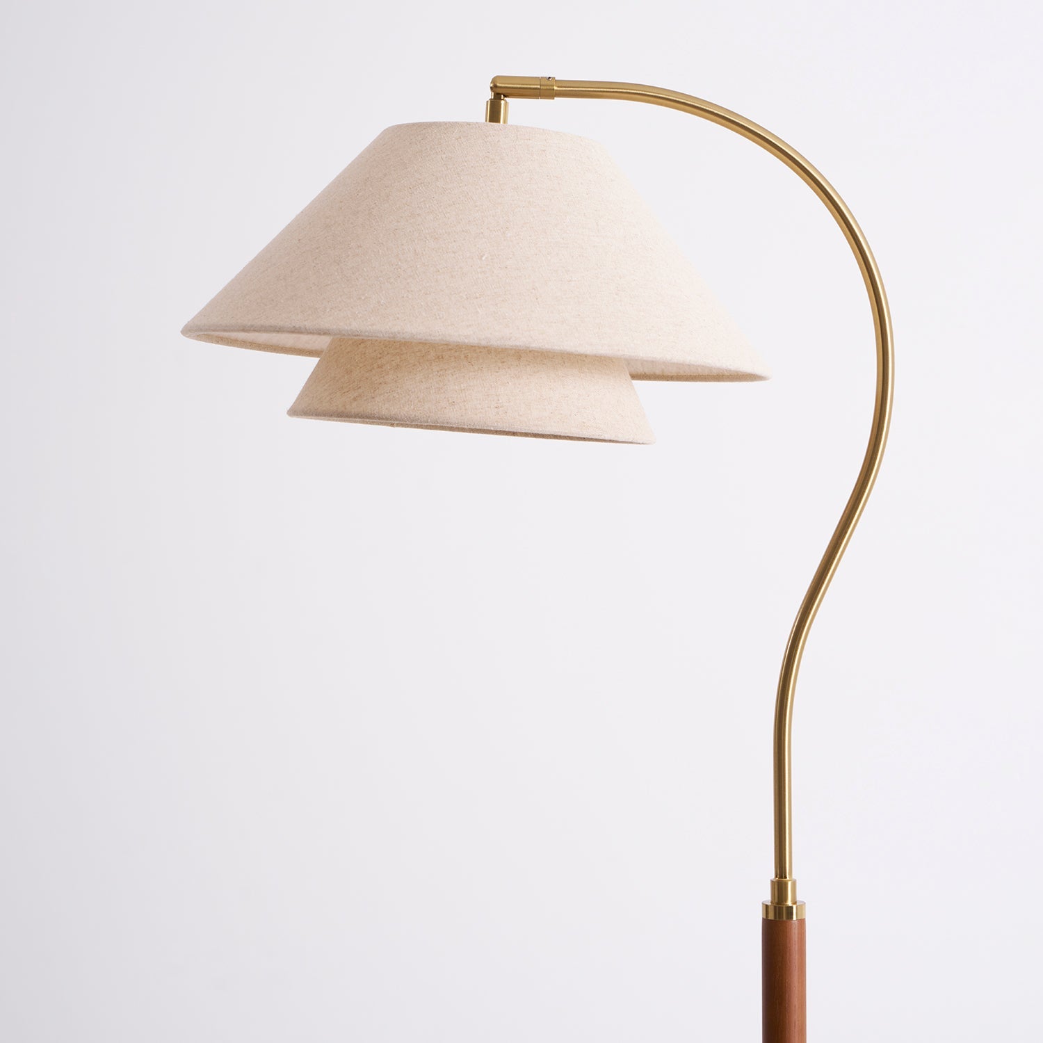 Alvinor Sculptural Floor Lamp