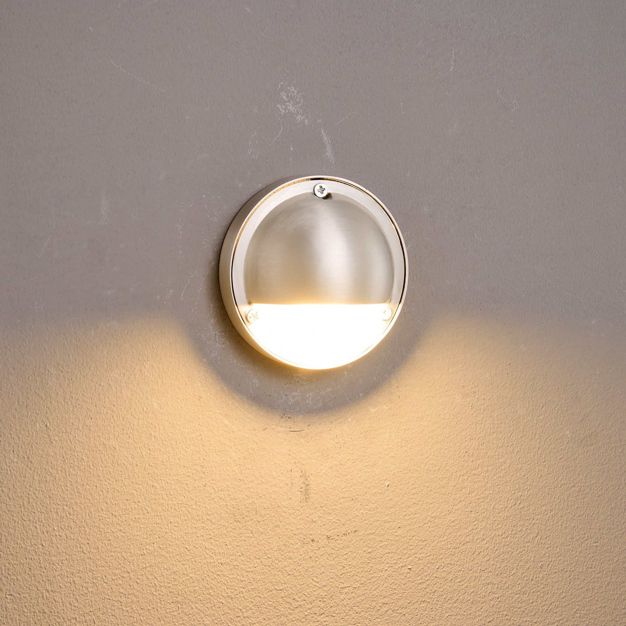 Bazorlian Outdoor Wall Light