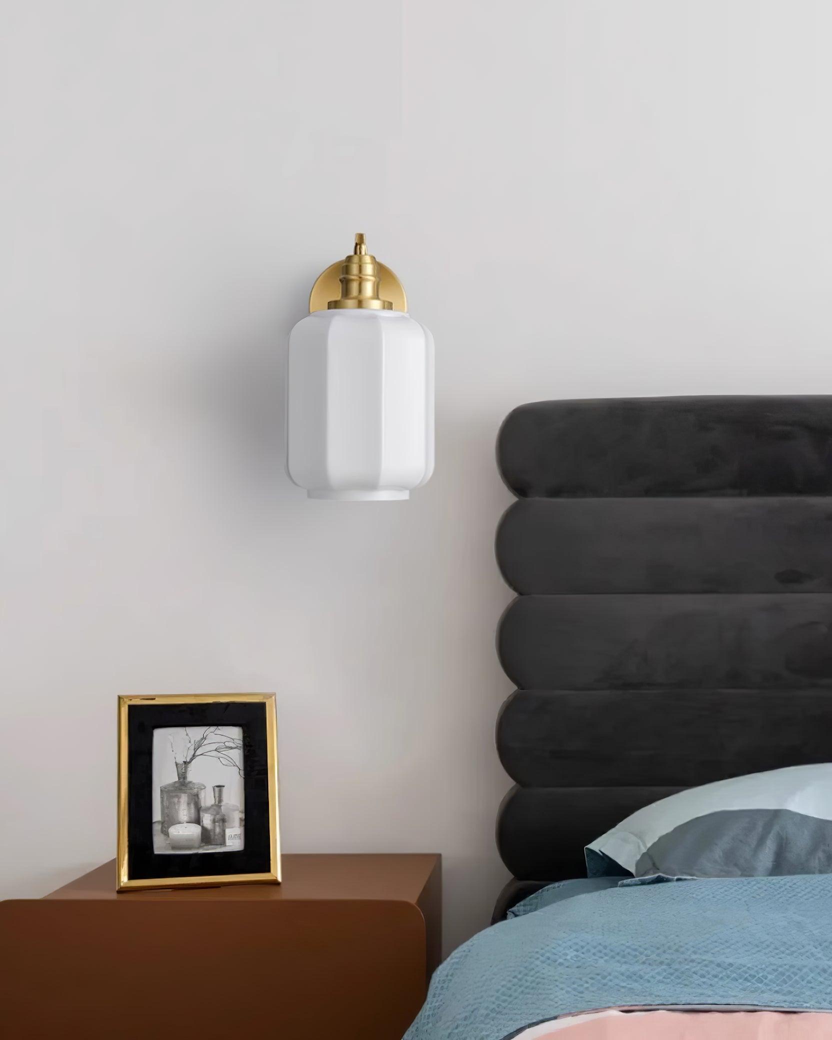 Dukavi Wall Light