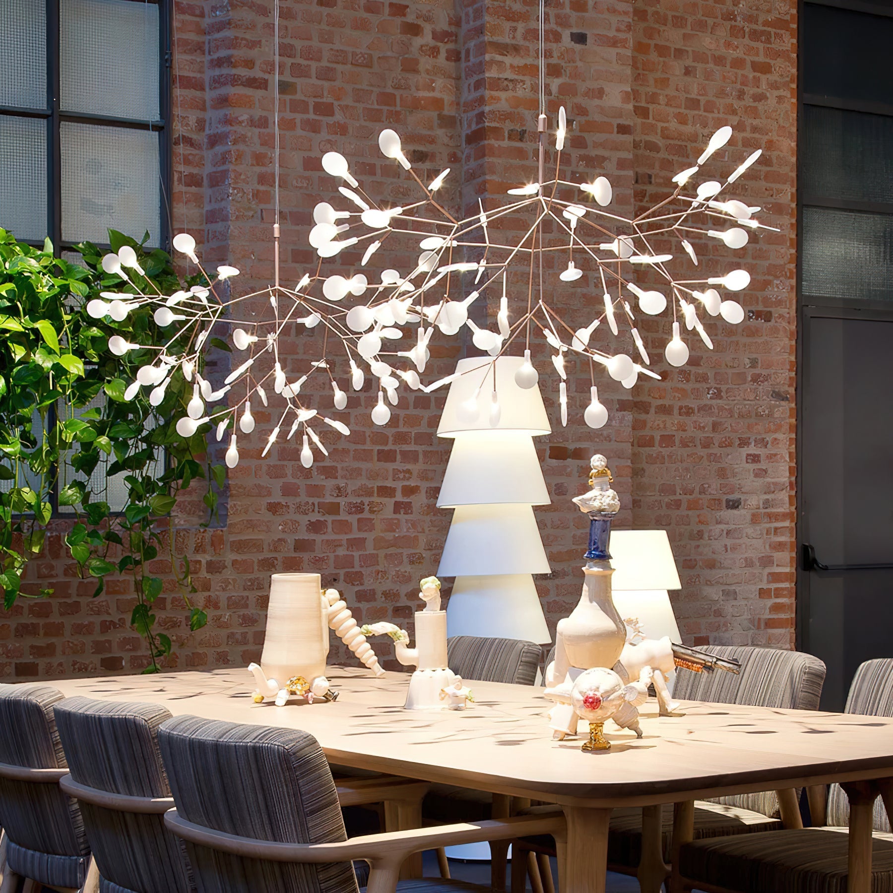 Alrosona Sculptural Chandelier
