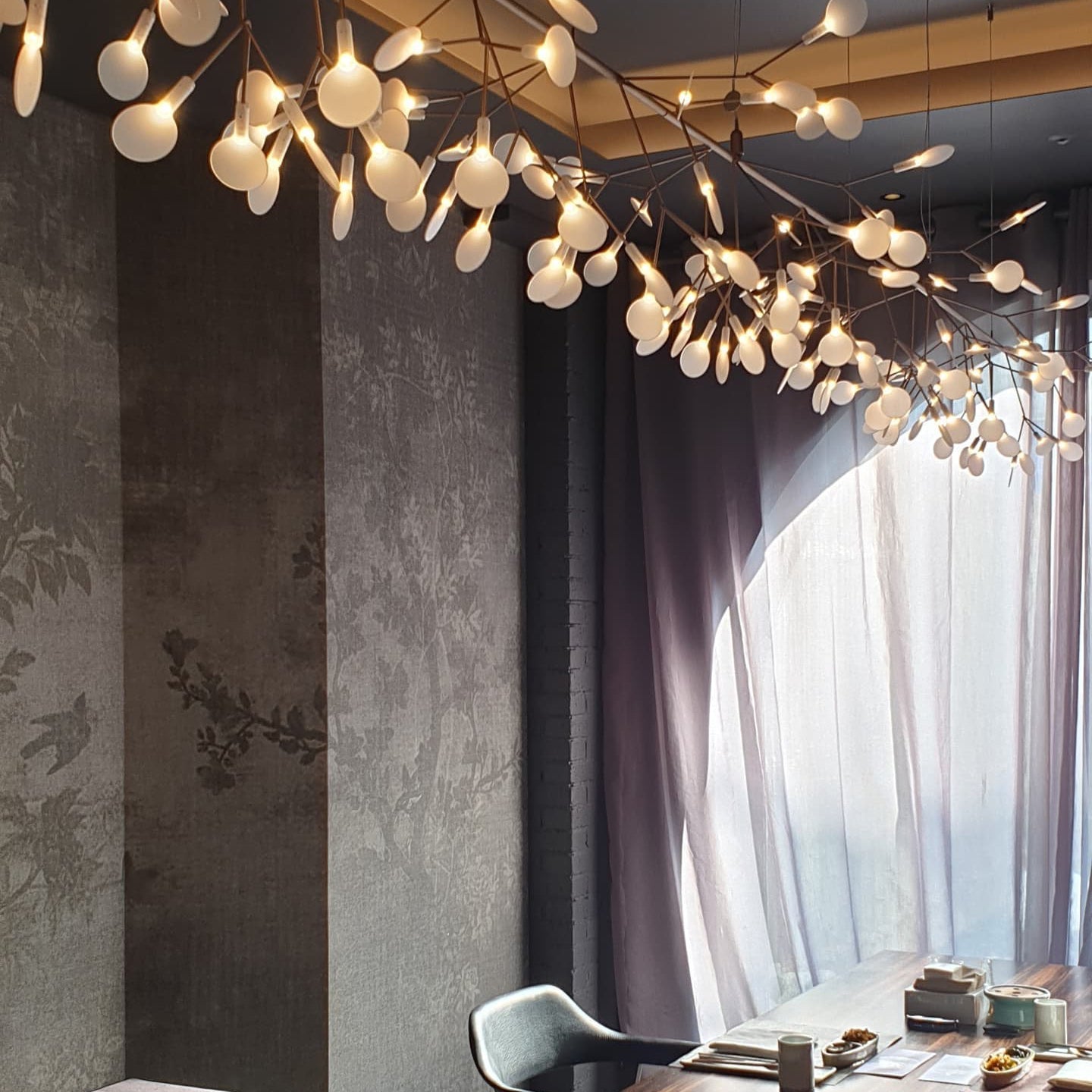 Alrosona Sculptural Chandelier
