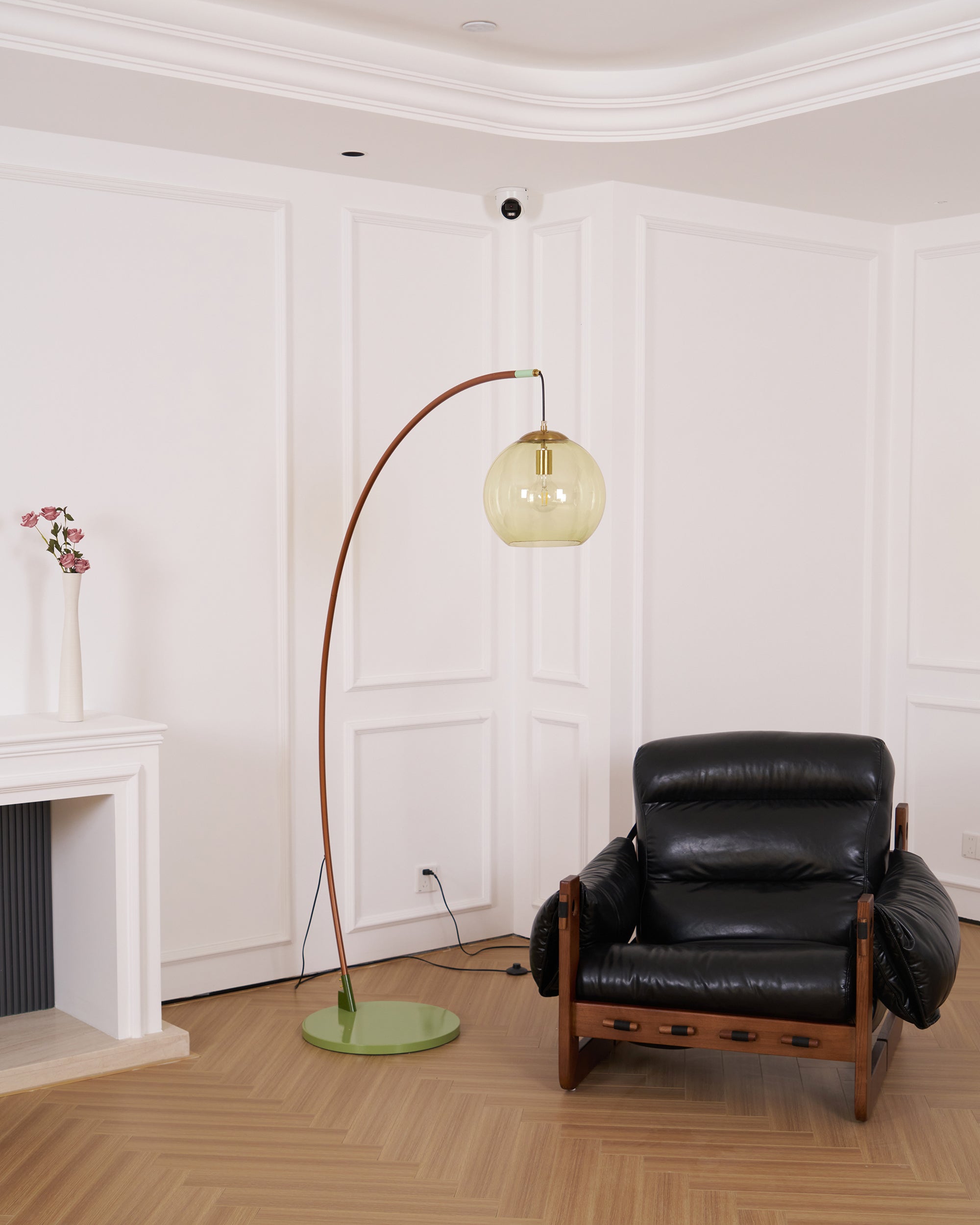 Oseltra Arc Floor Lamp