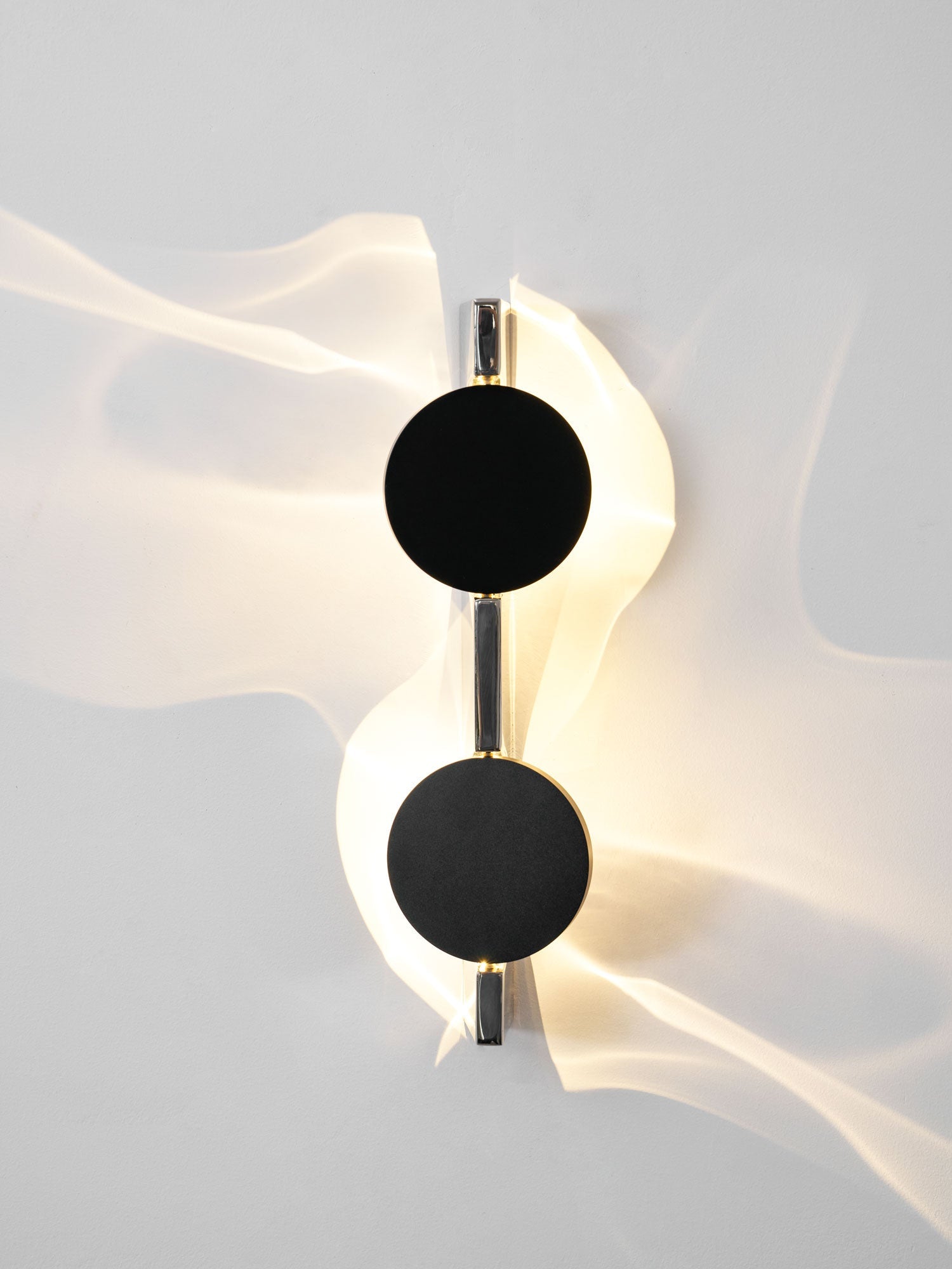 Lomarona Sculptural Wall Light