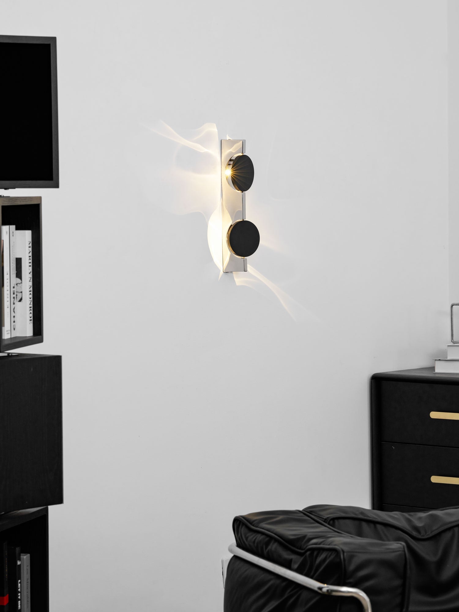 Lomarona Sculptural Wall Light