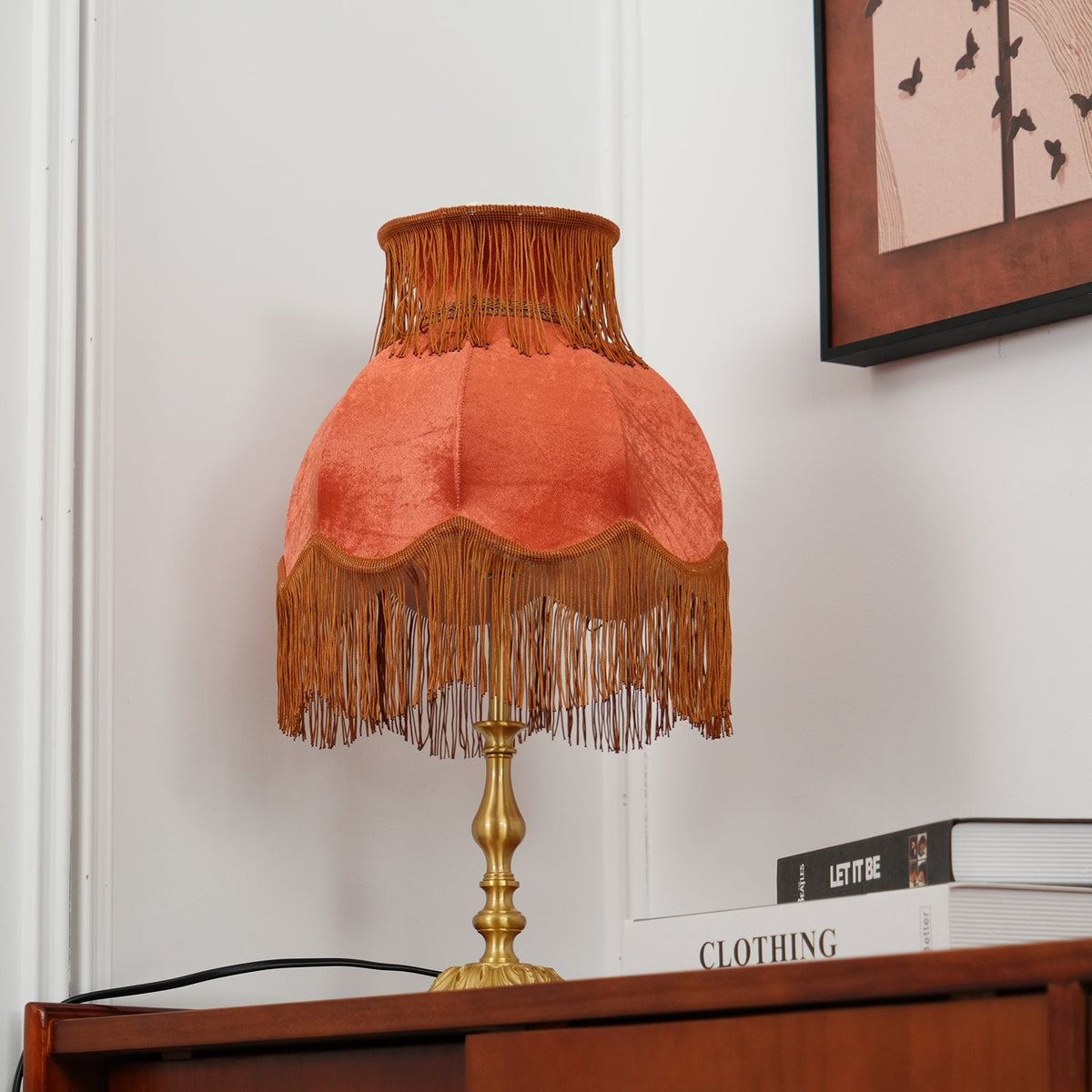 Iruranol Table Lamp