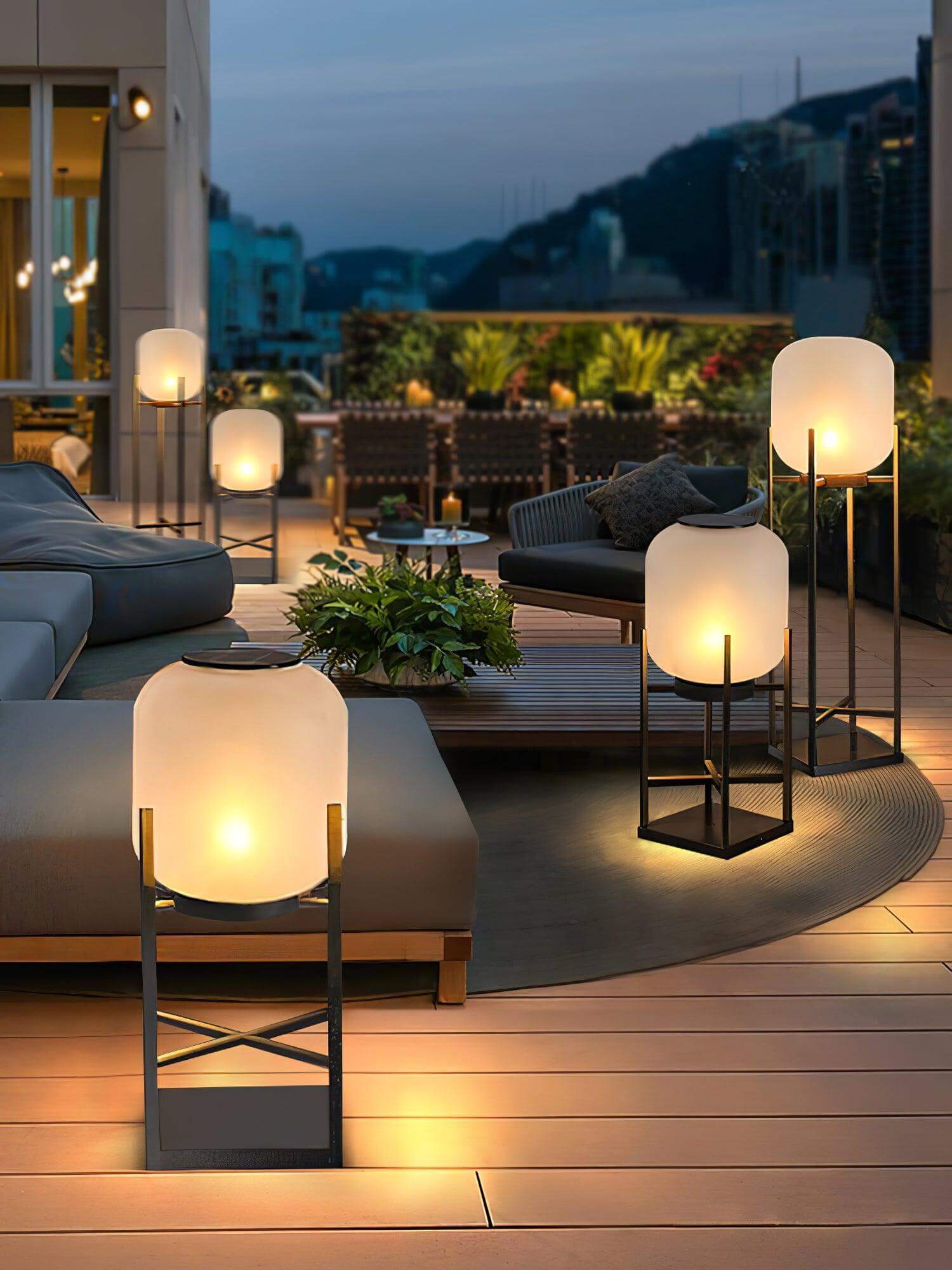 Tutavo Outdoor Floor Lamp