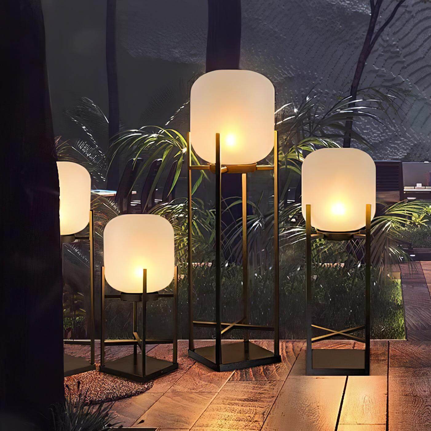 Tutavo Outdoor Floor Lamp