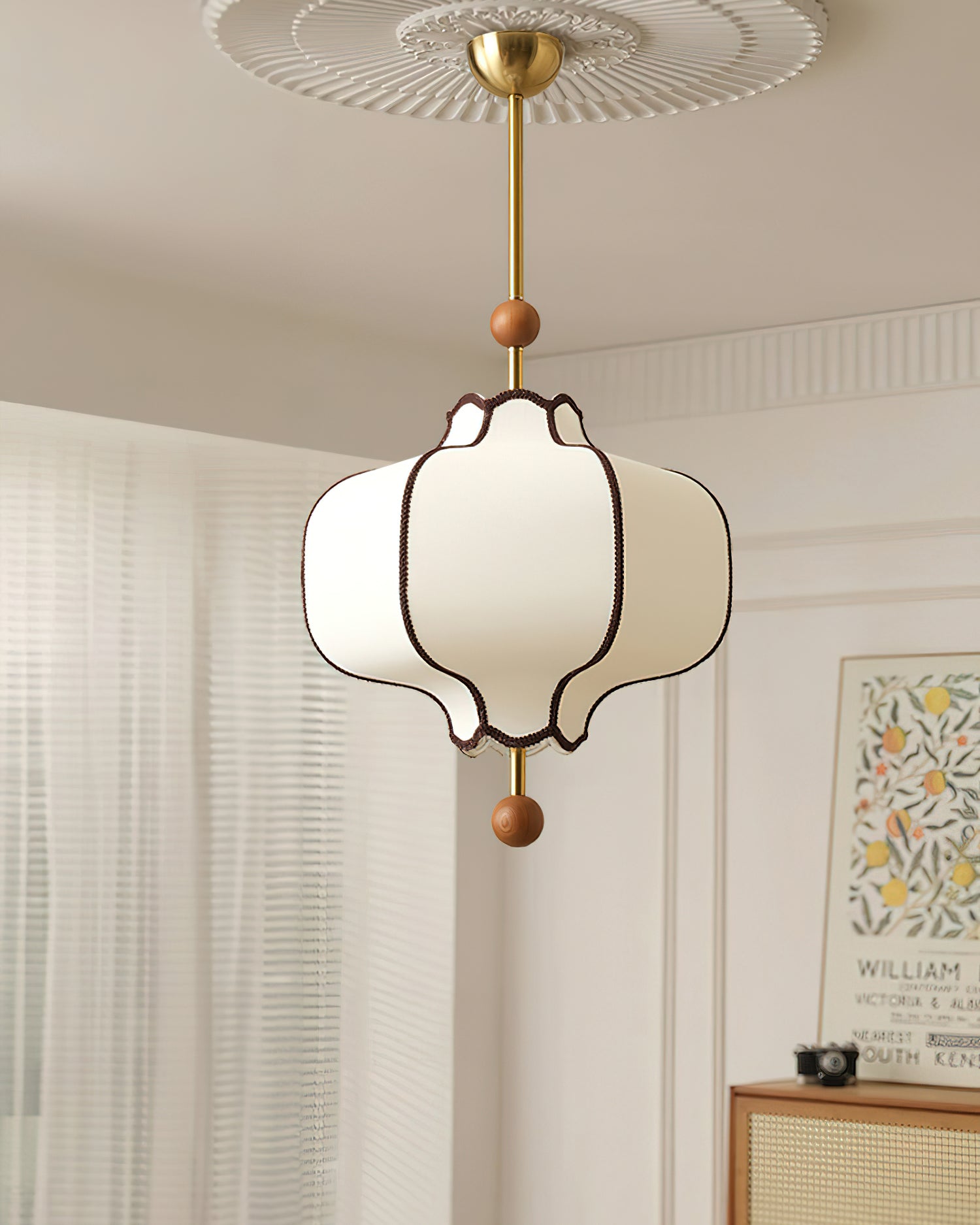 Becorira Lantern Pendant Light