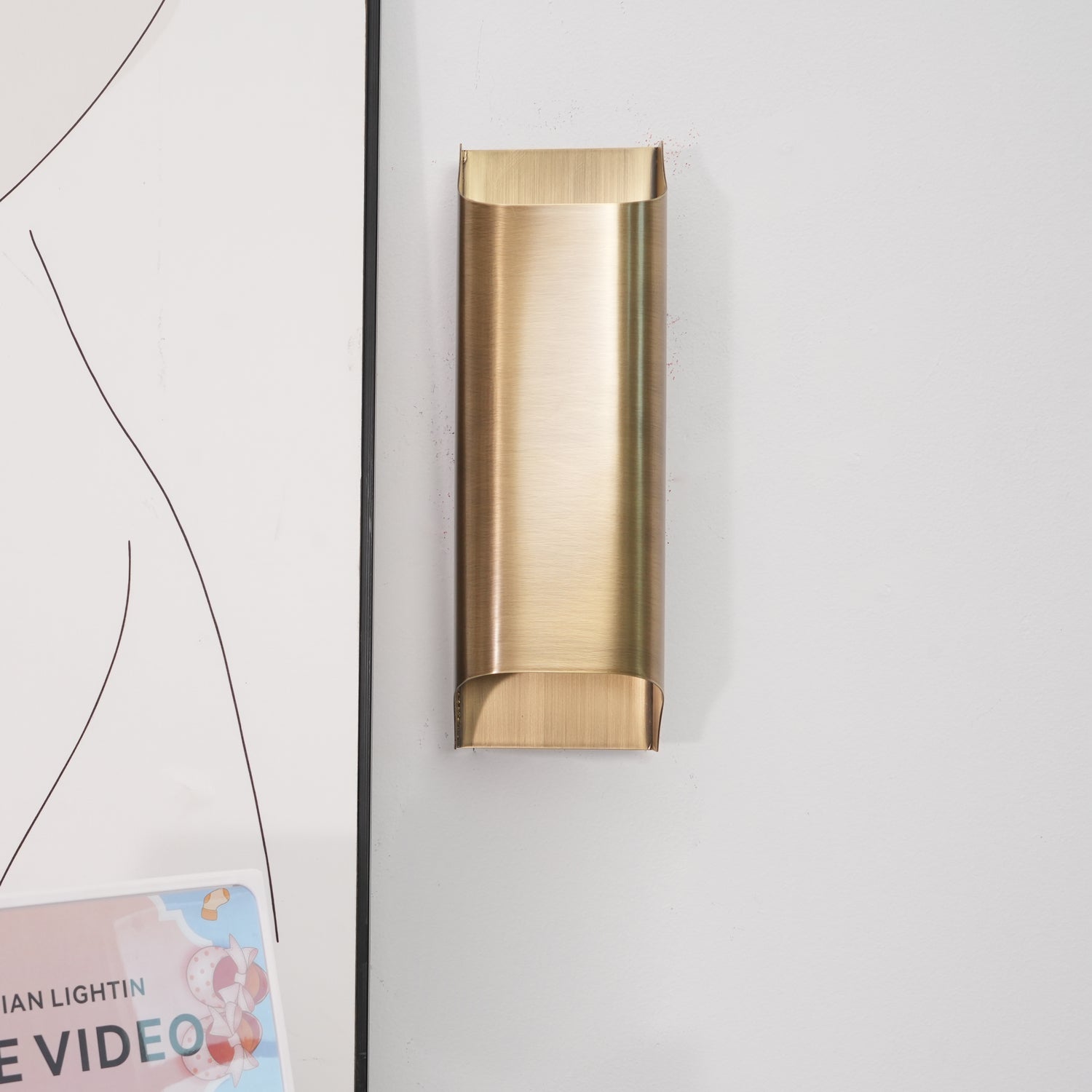 Tiko Wall Light