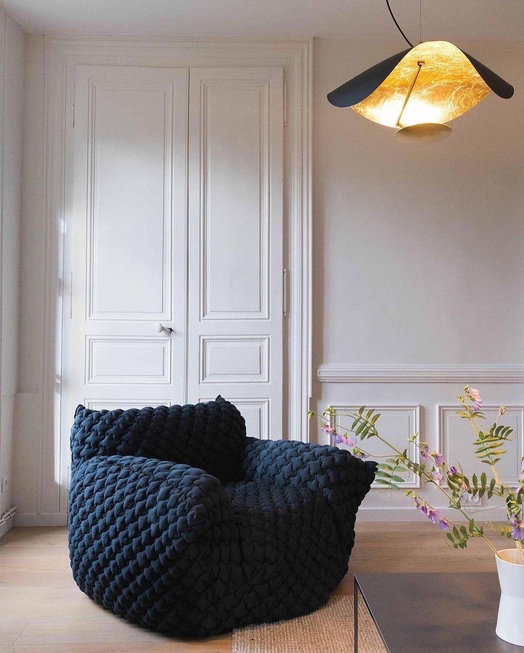 Lokir Sculptural Pendant Light