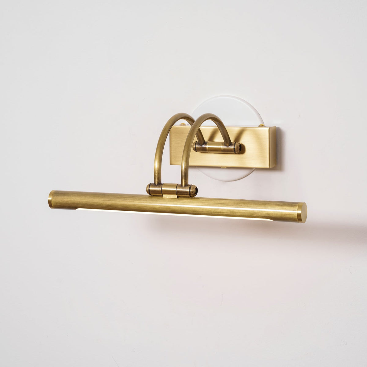 Moxero Linear Wall Light