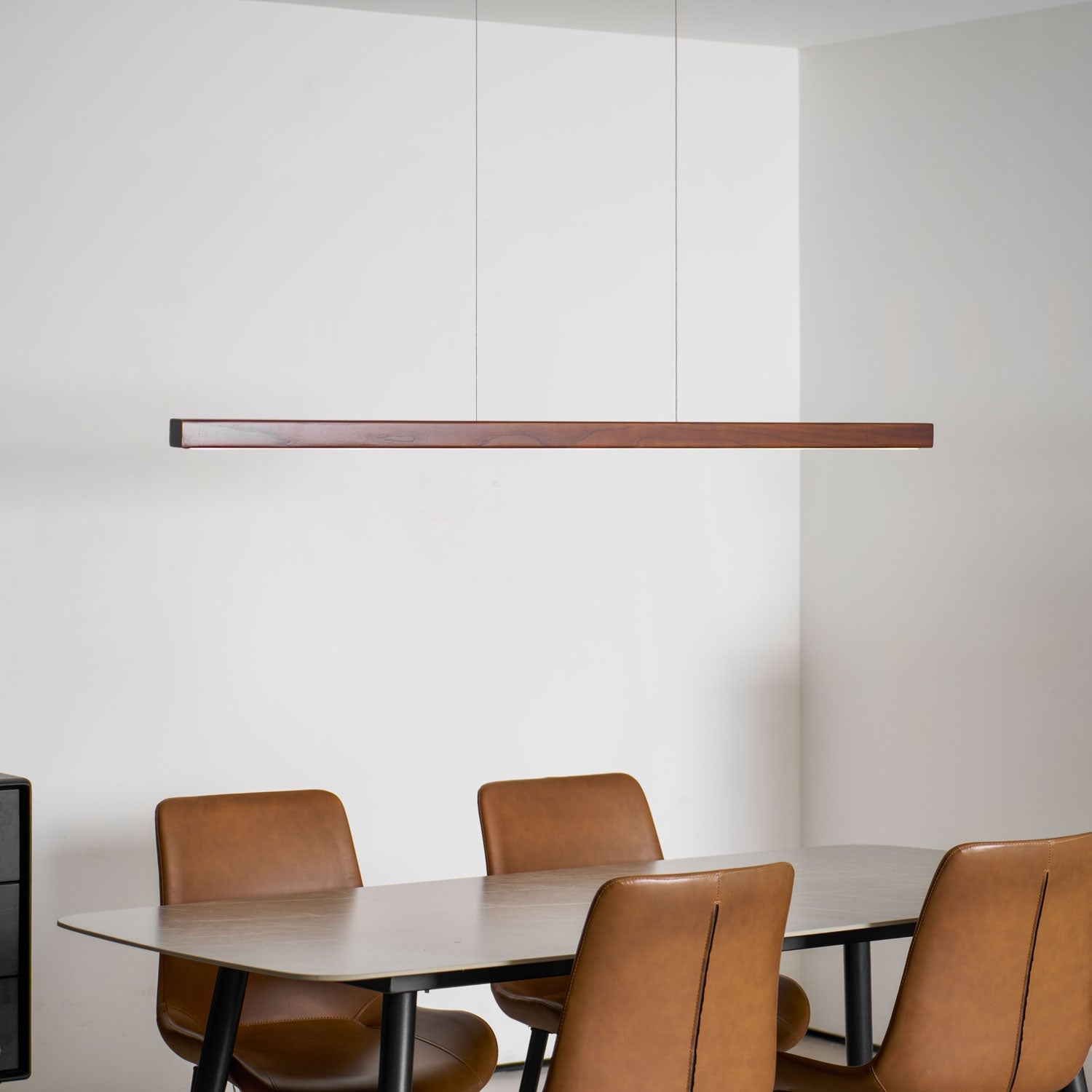 Belvonian Linear Pendant Light