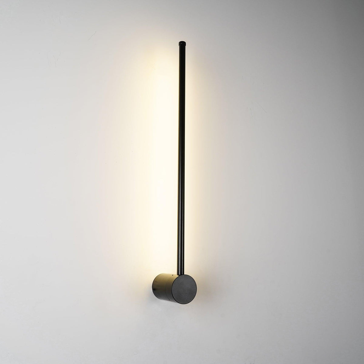 Xeroza Linear Wall Light