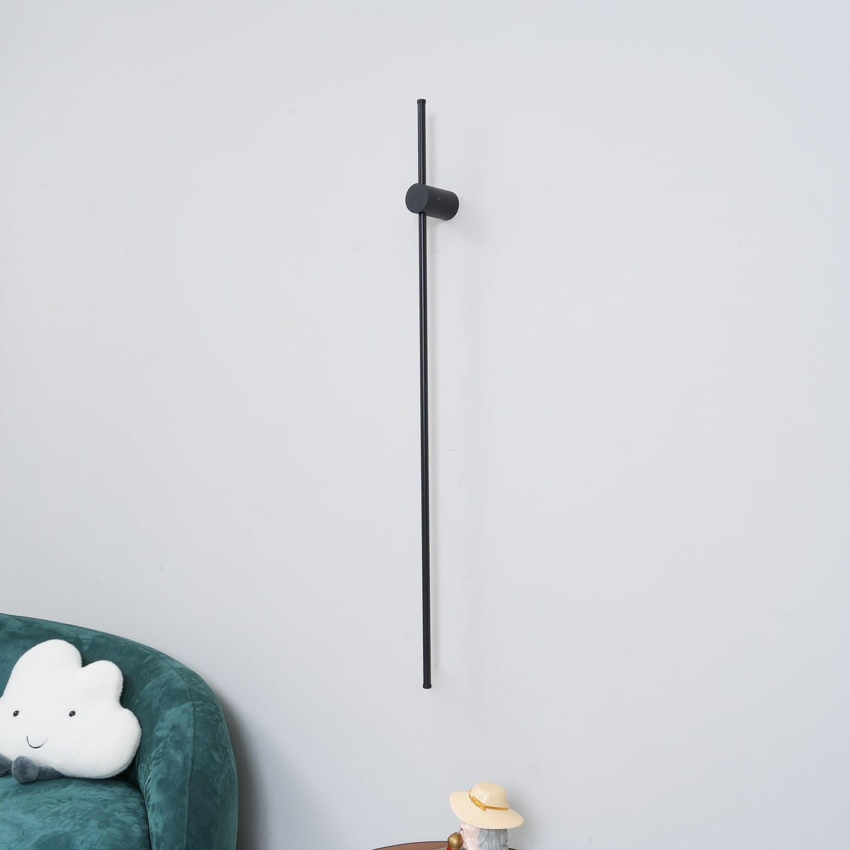 Xeroza Linear Wall Light