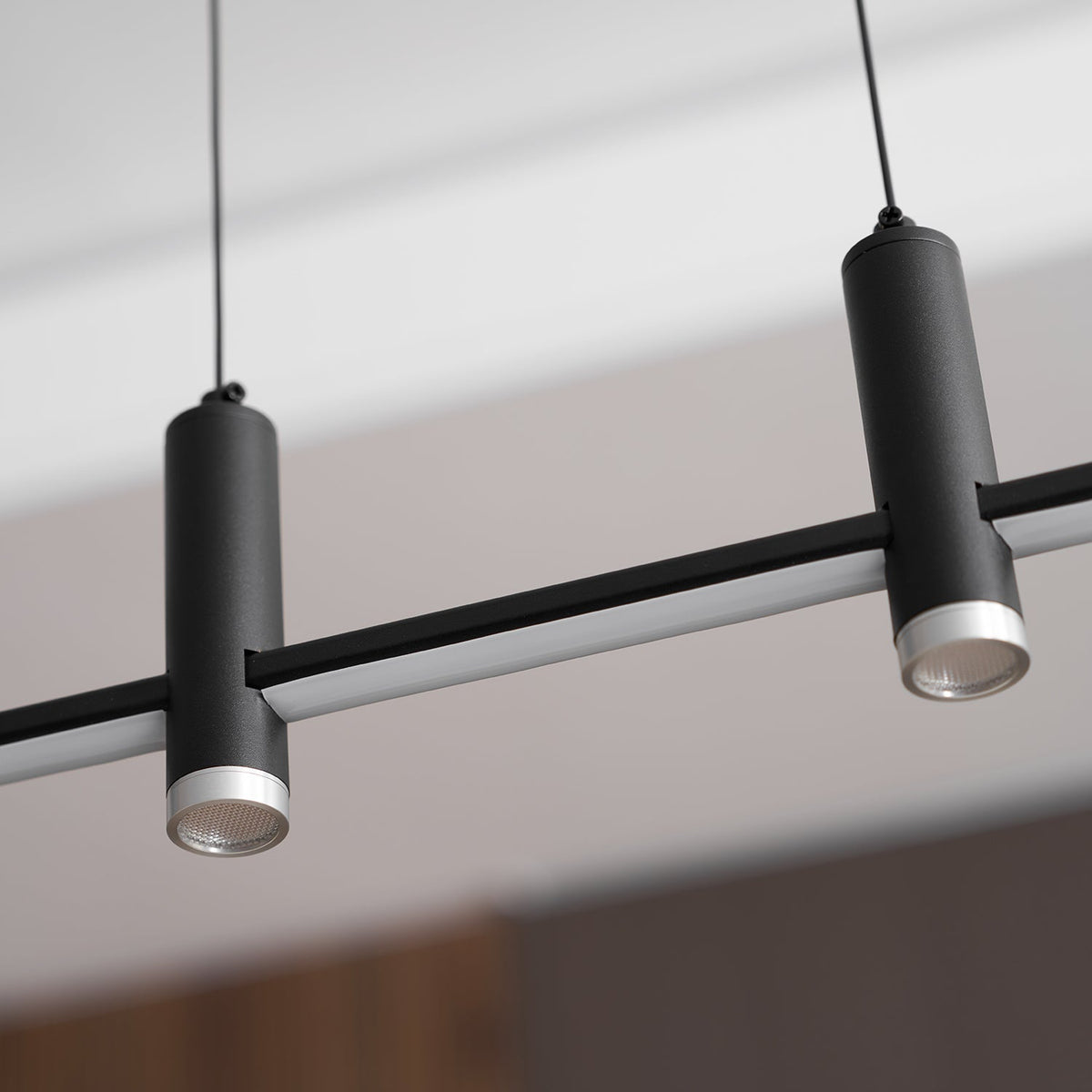 Xetavelo Linear Pendant Light